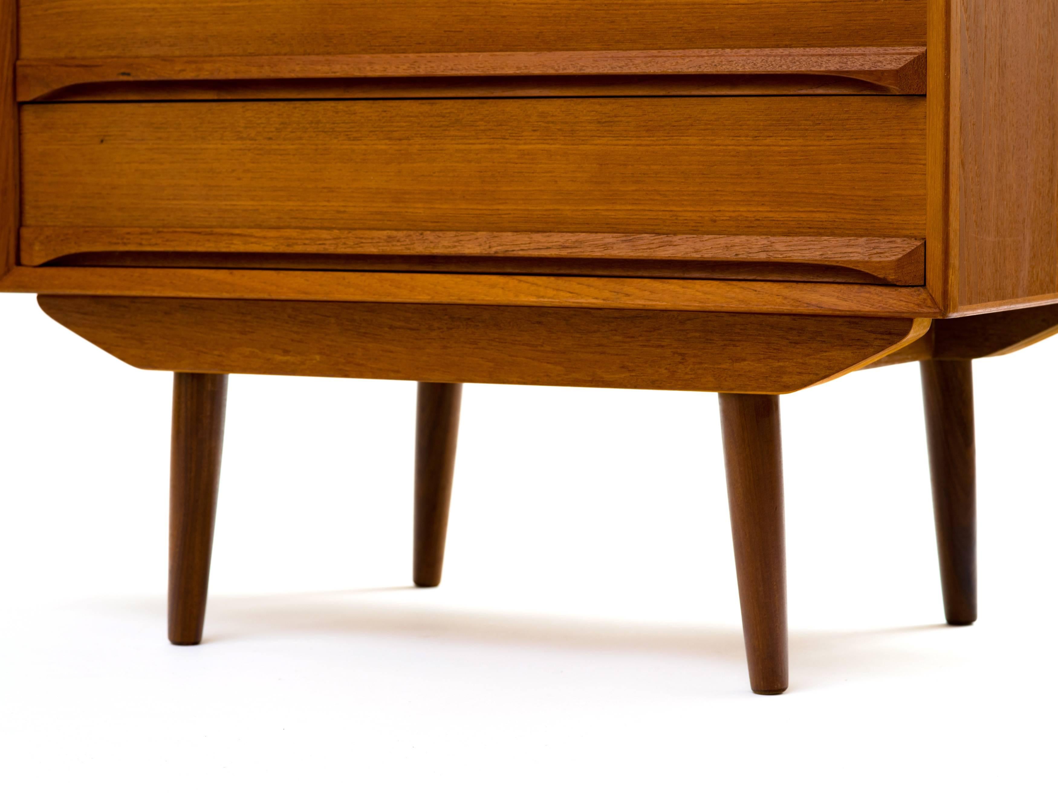 Svend Aage Madsen Small Teak Chest of Drawers, 1960s 2
