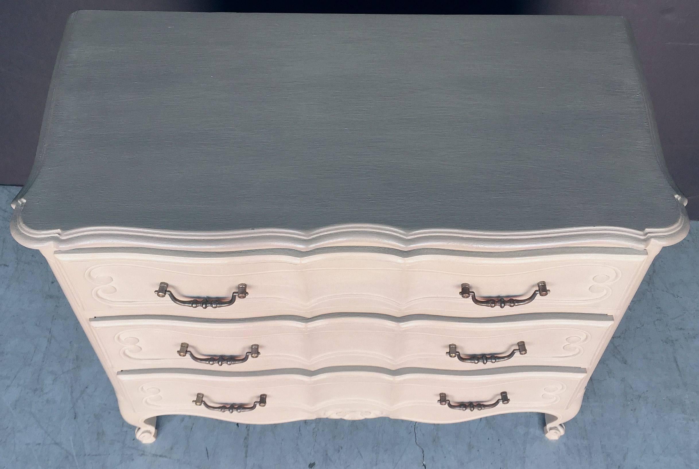 Metal Painted French Chest of Drawers