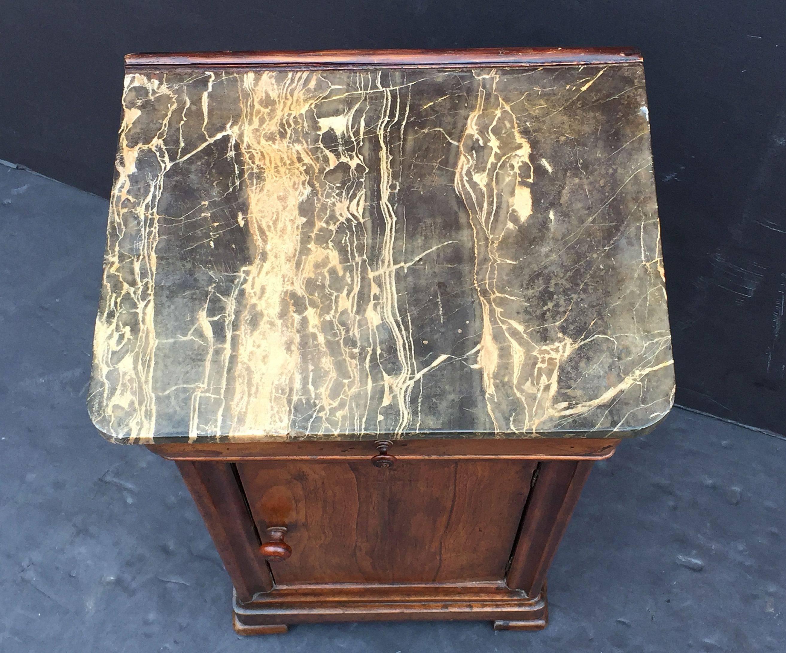 French Nightstand of Walnut with Granite Top In Excellent Condition In Austin, TX