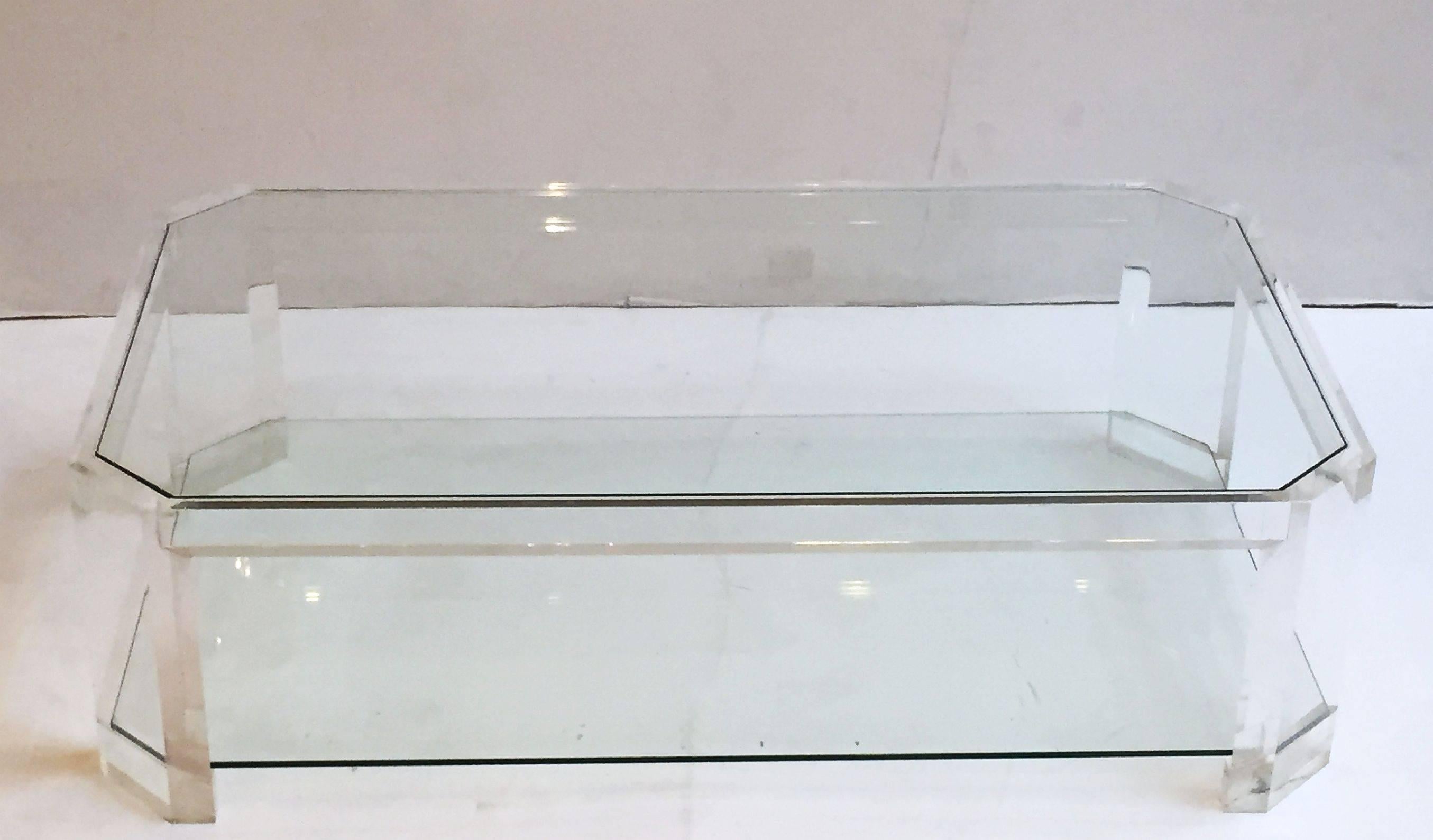 Large French Cocktail or Low Table of Lucite and Glass by David Lange In Good Condition In Austin, TX