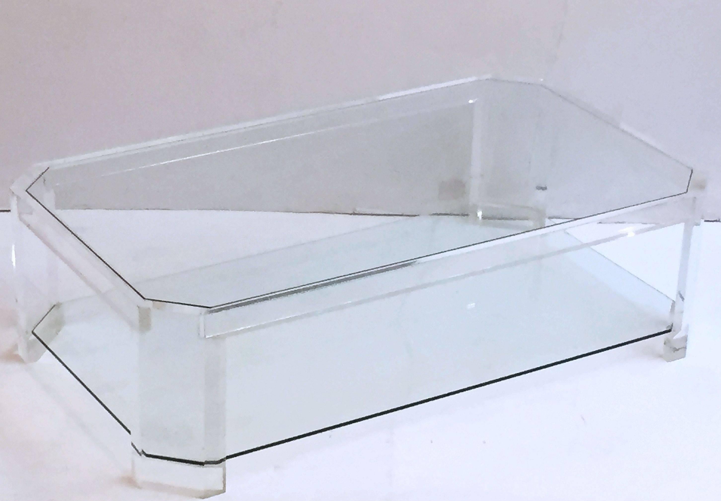 Large French Cocktail or Low Table of Lucite and Glass by David Lange 1