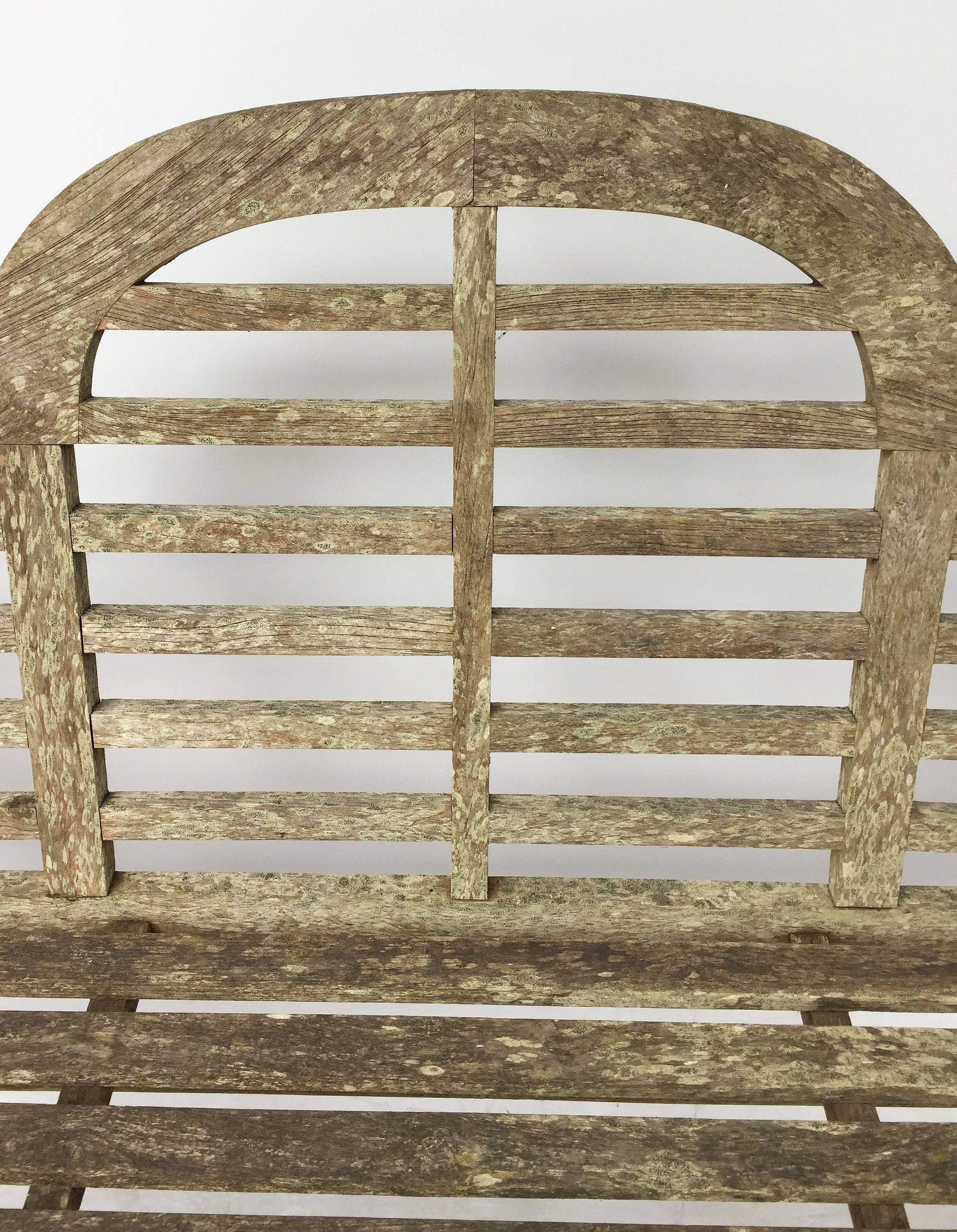 Lutyens Style Garden Bench Seat of Teak from England In Excellent Condition In Austin, TX