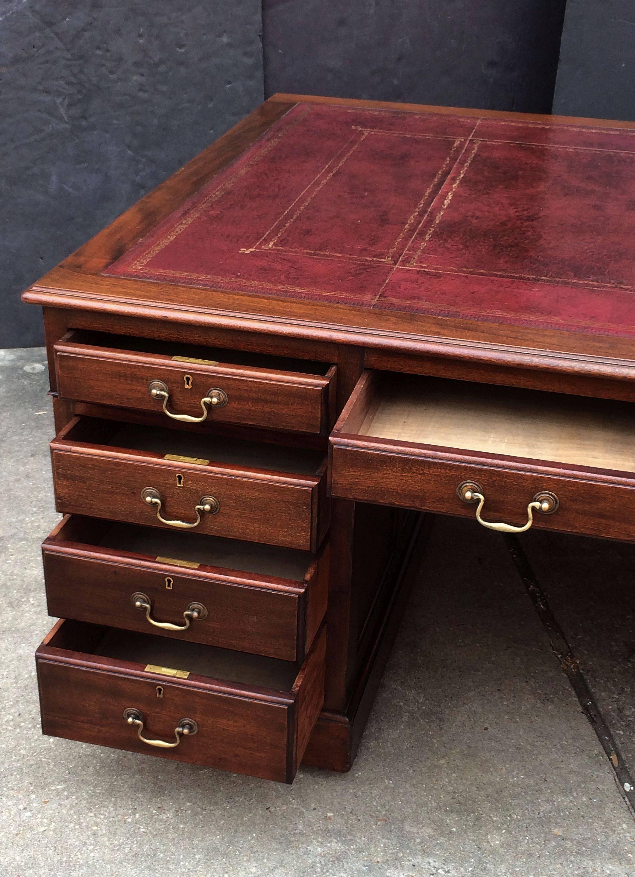 Large English Partner's Pedestal Desk, early 20th century 2