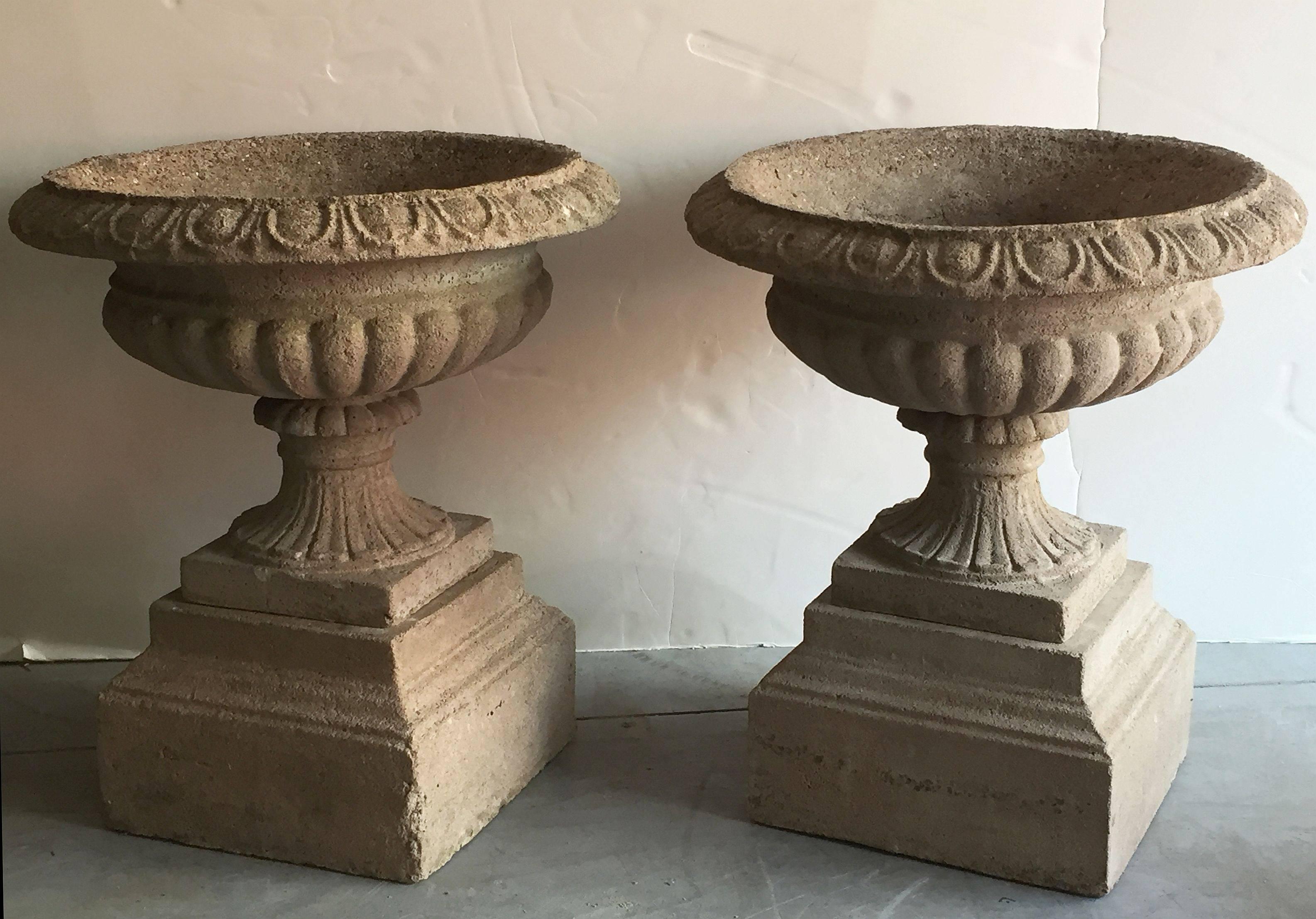 english garden urns