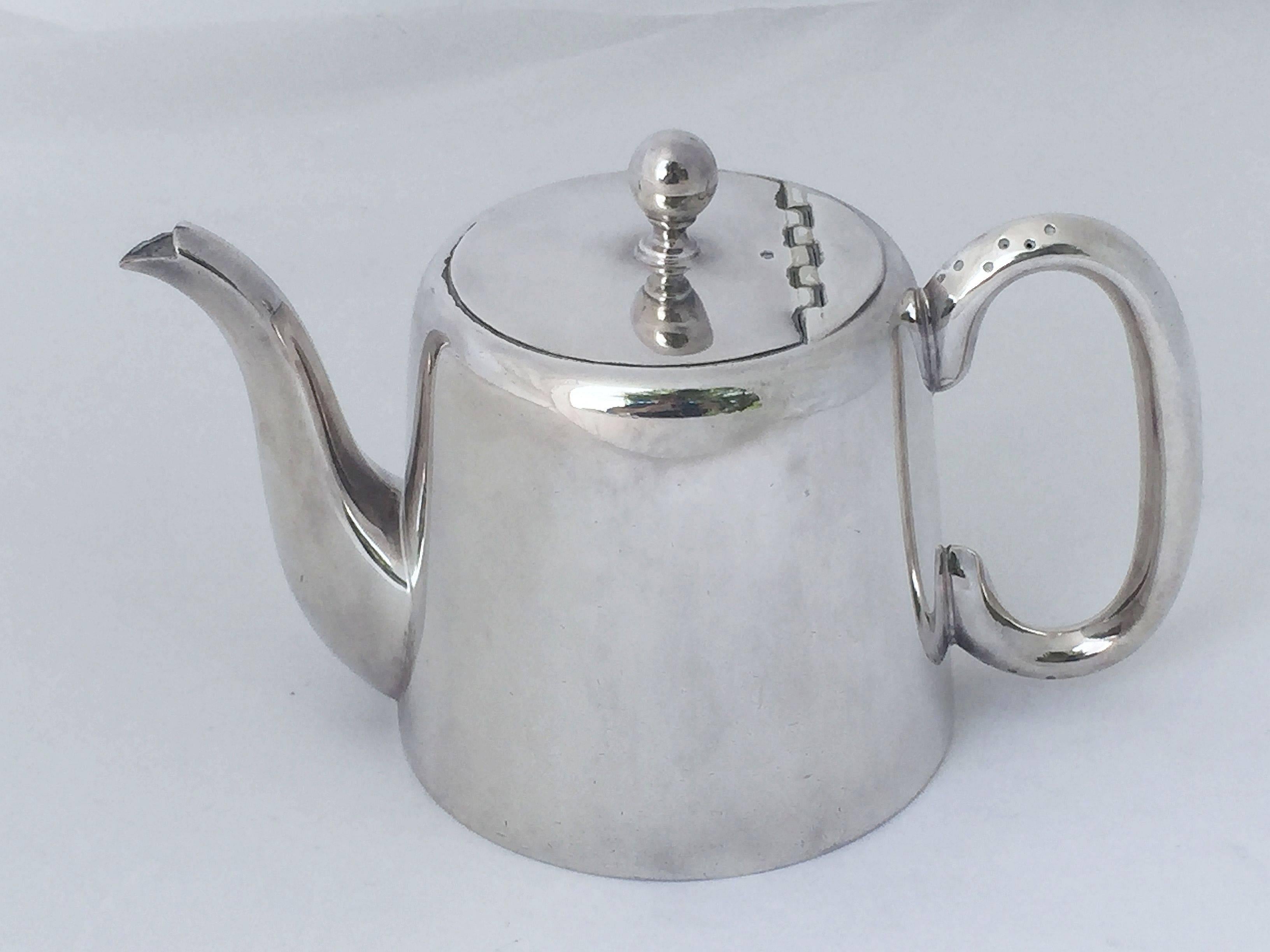hotel teapot