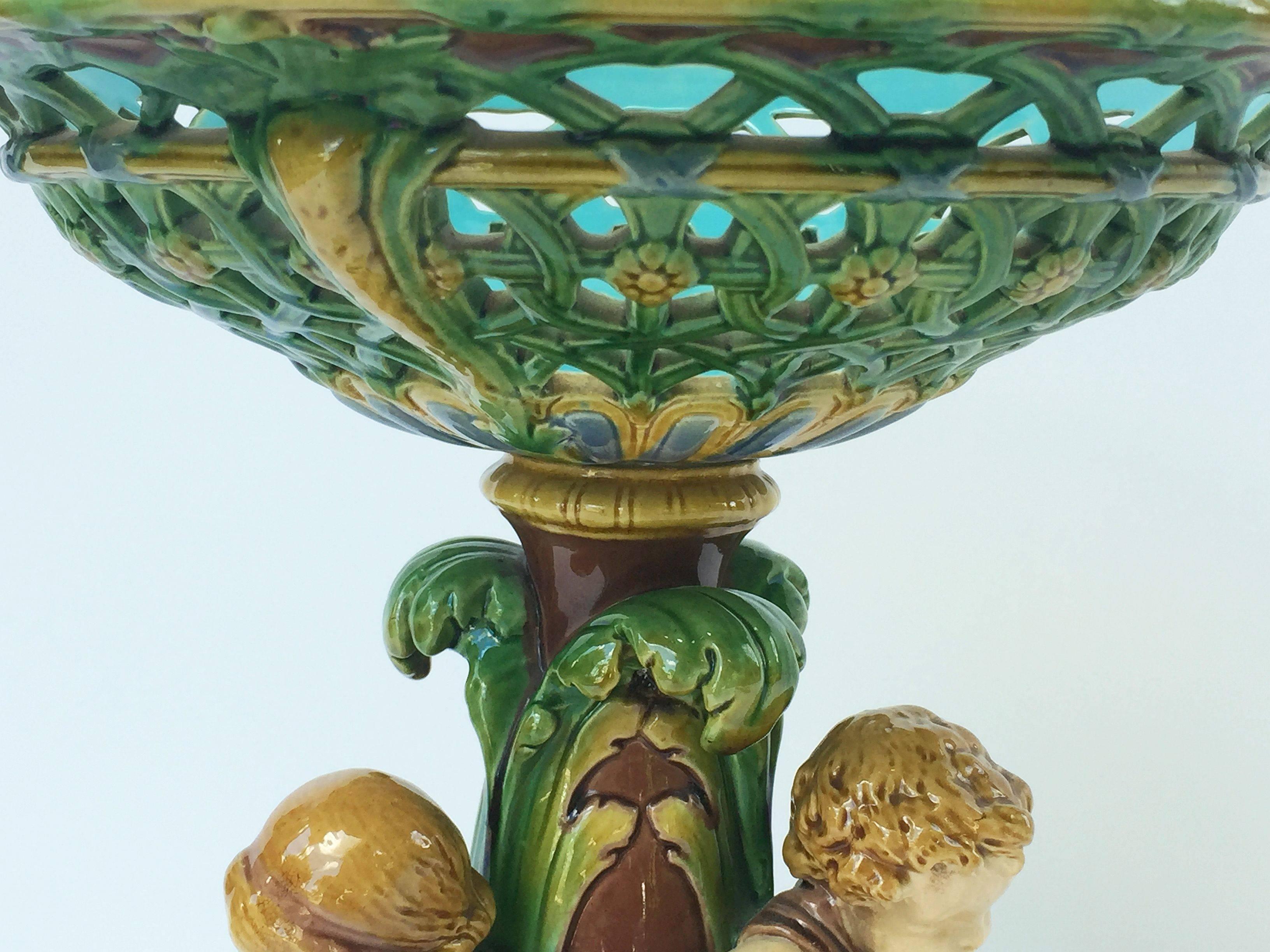 English Majolica Centerpiece by Minton, circa 1877 In Good Condition In Austin, TX