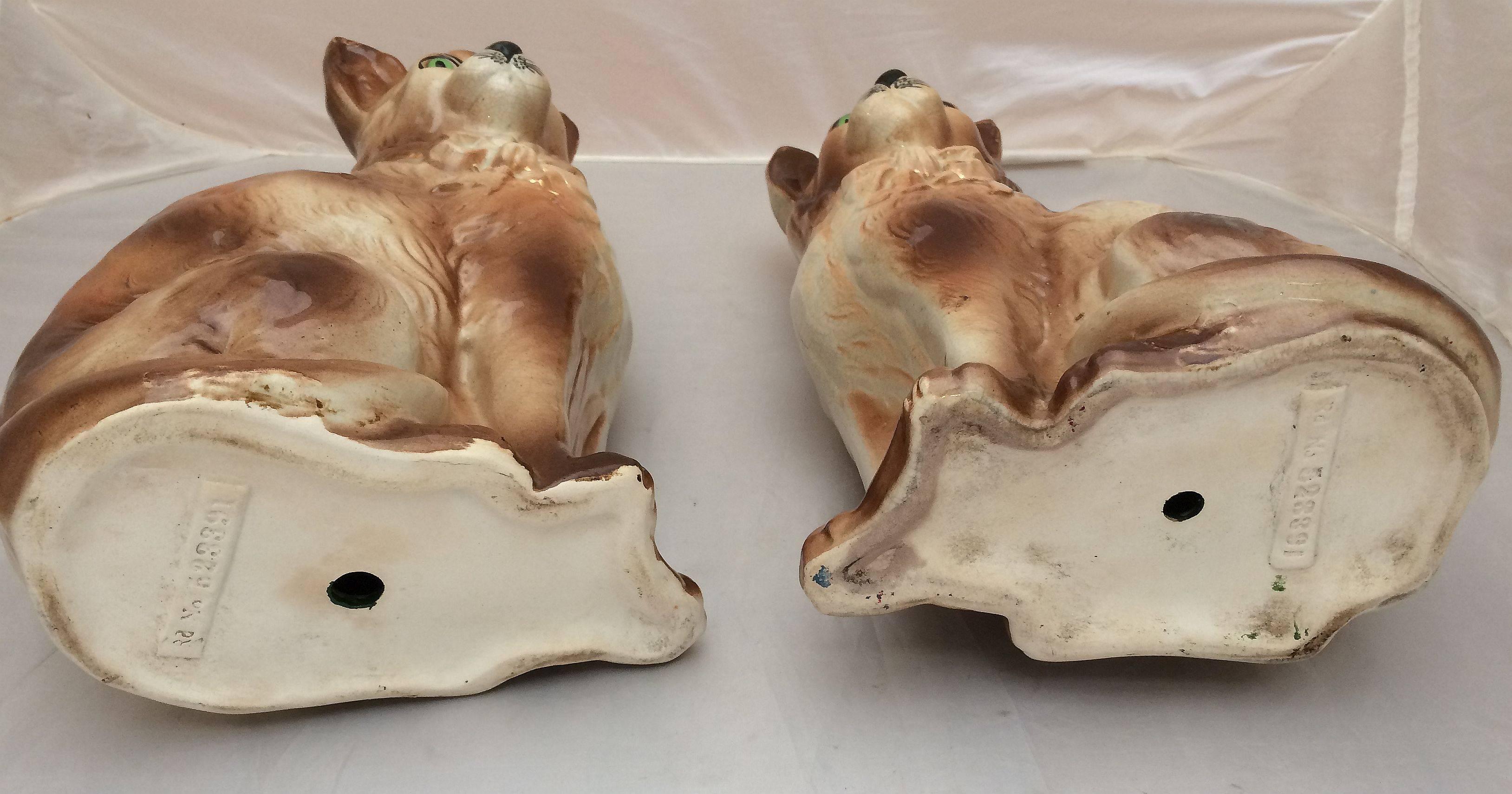 Pair of Scottish Bo'ness Cats with Glass Eyes For Sale 1