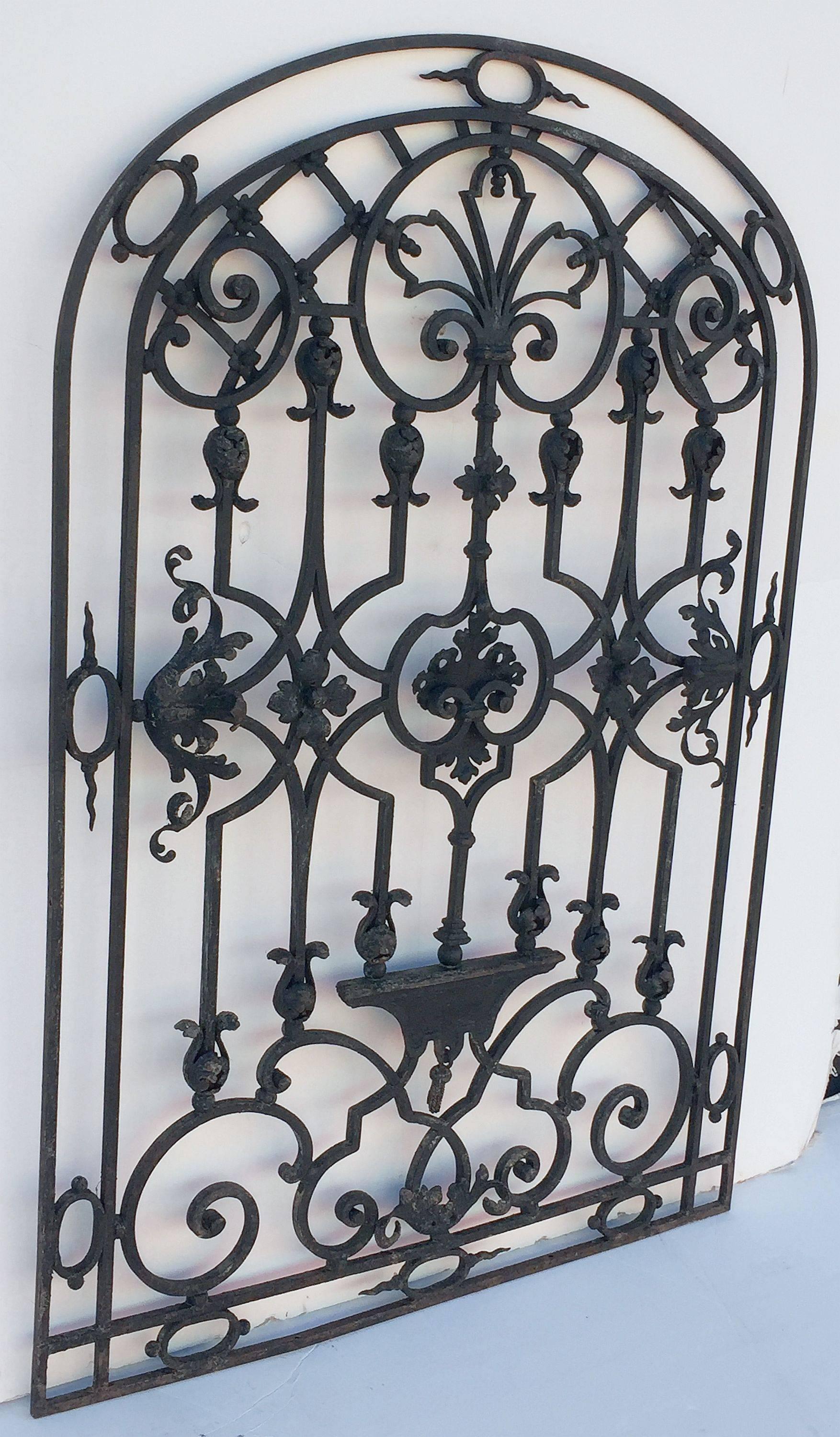 Large French Arched Gate of Wrought Iron from the 19th Century 1
