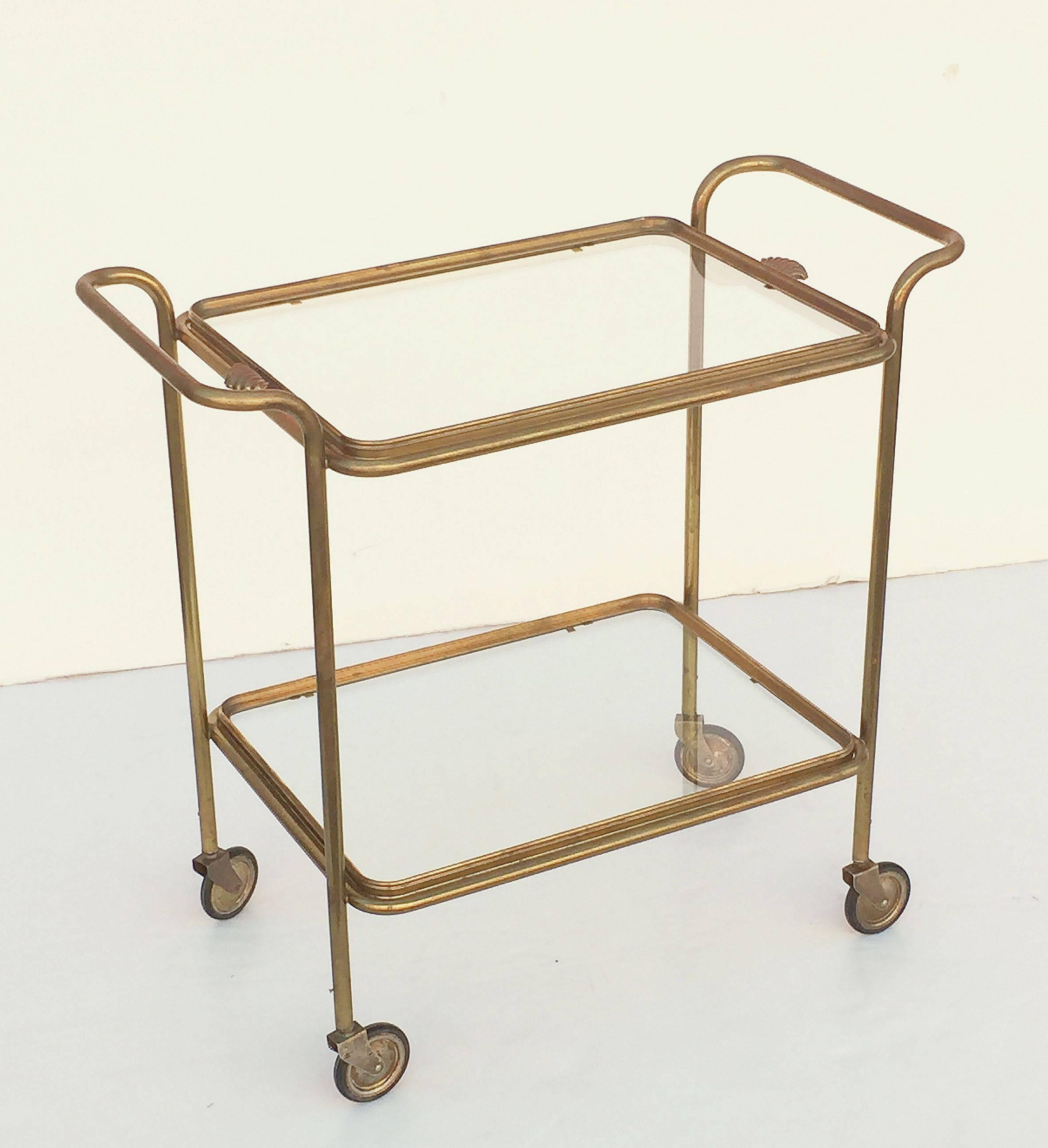 French Drinks Cart of Brass with Removable Top Serving Tray In Excellent Condition In Austin, TX