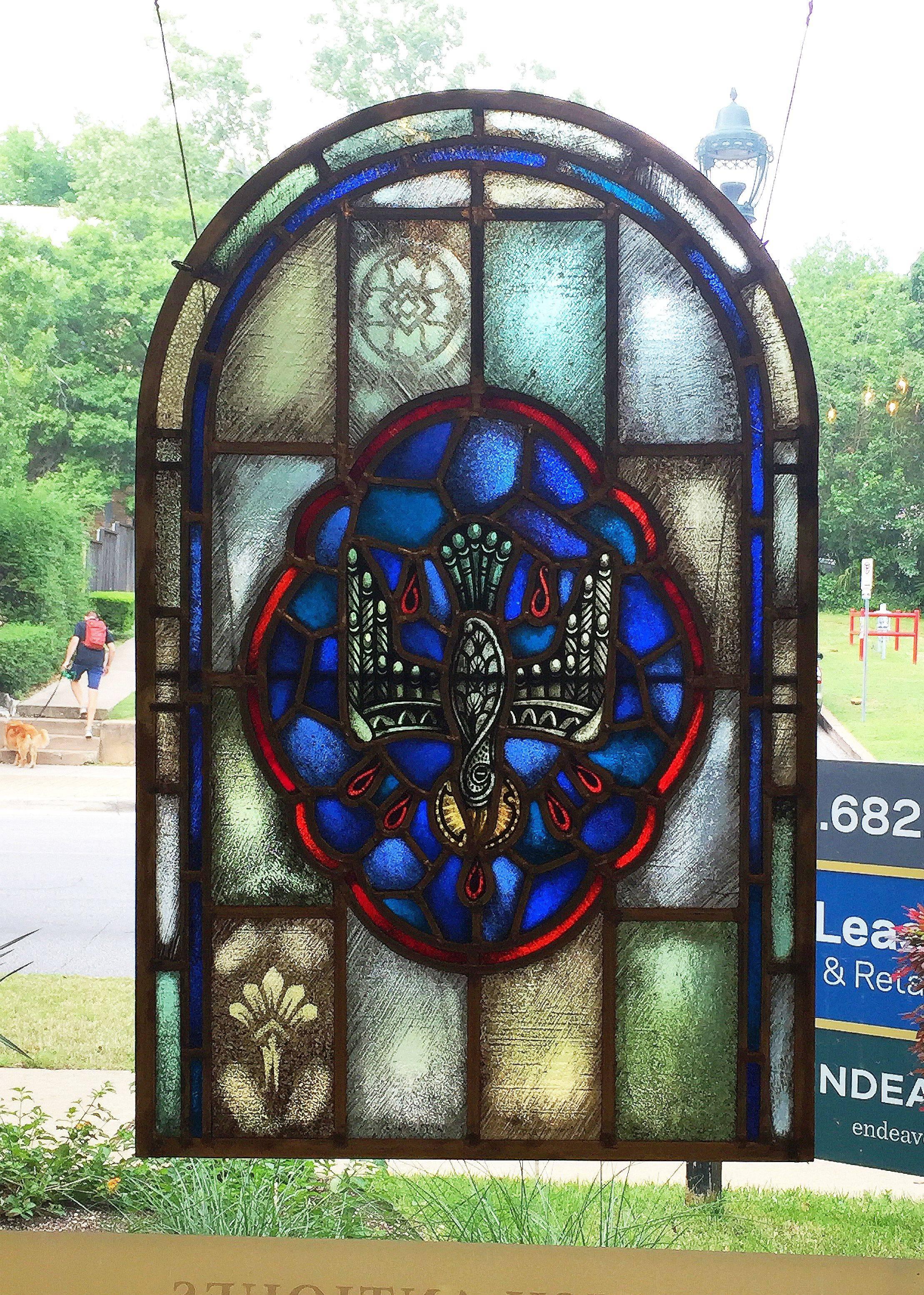 A fine American ecclesiastical arched window of stained glass and lead, from the early 20th century, featuring a depiction of the Holy Spirit.

A great decorative piece for a collector of religious Americana!

Ready to display. Dimensions are H