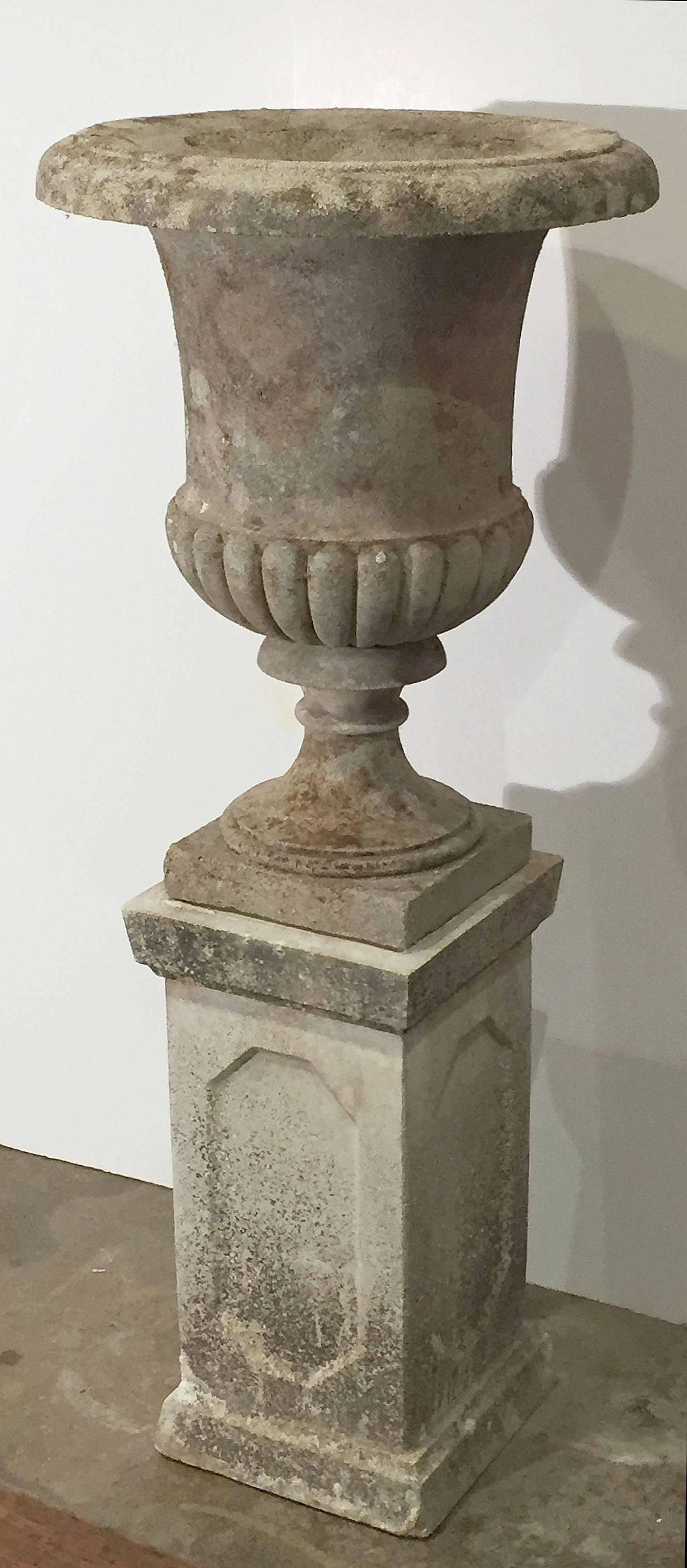 urn and plinth