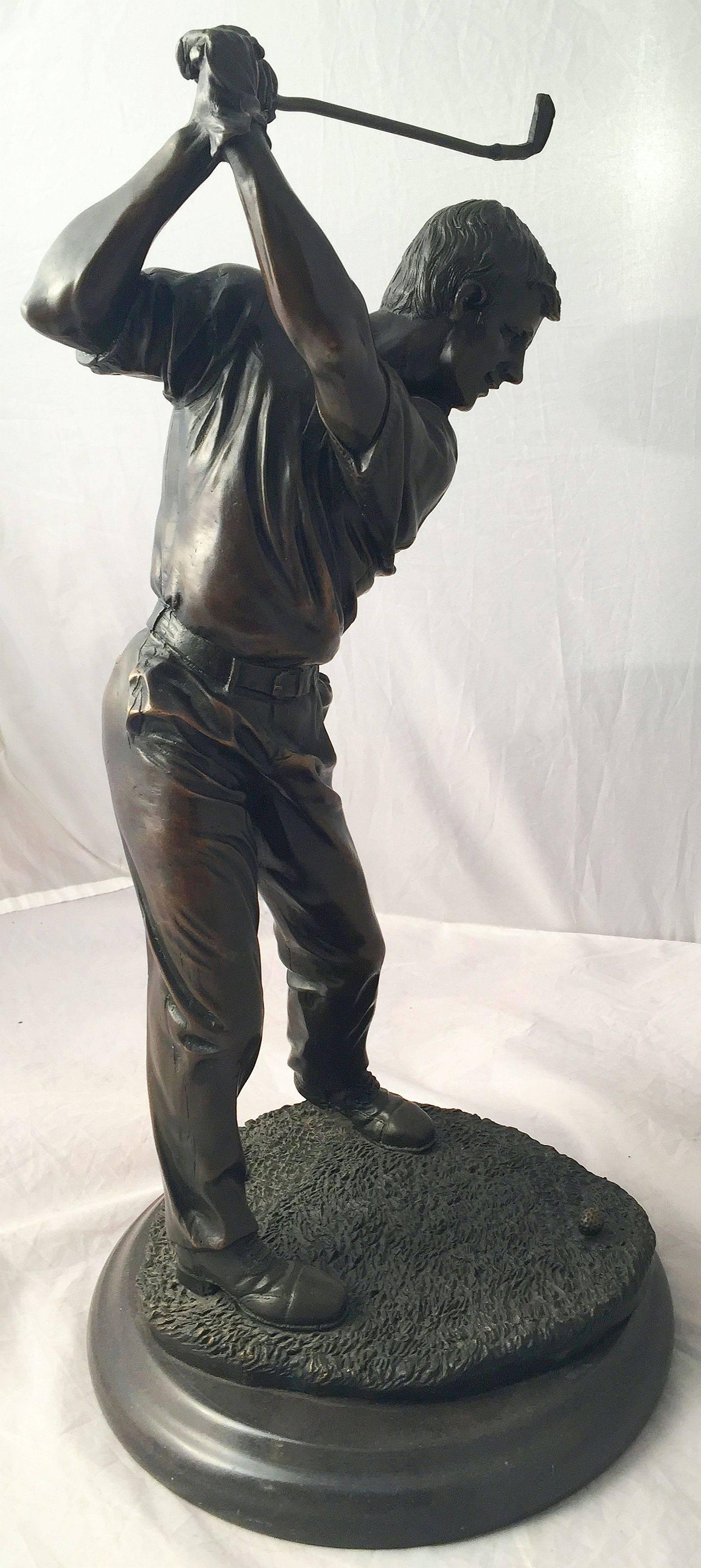 French Figural Bronze of a Golfer on a Marble Base In Good Condition In Austin, TX