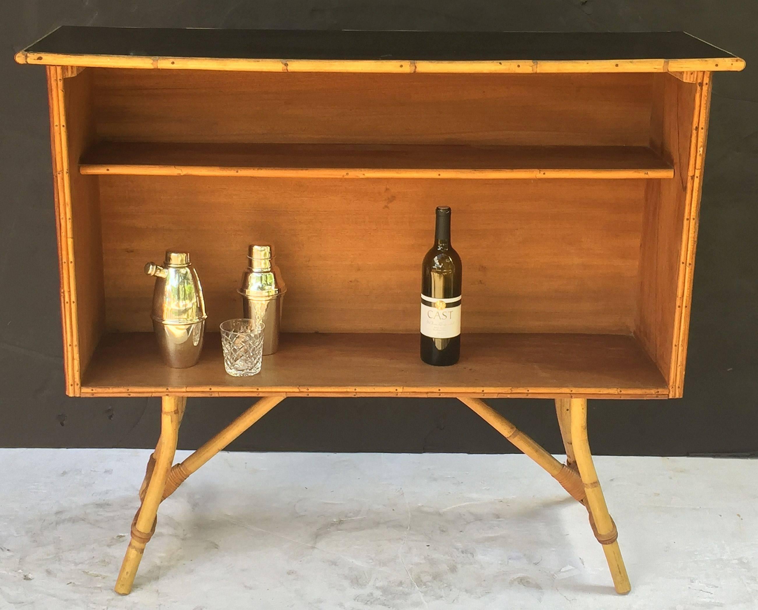 Brass Mid-Century French Cocktail Bar of Rattan with Lacquered Top 'Louis Sognot'