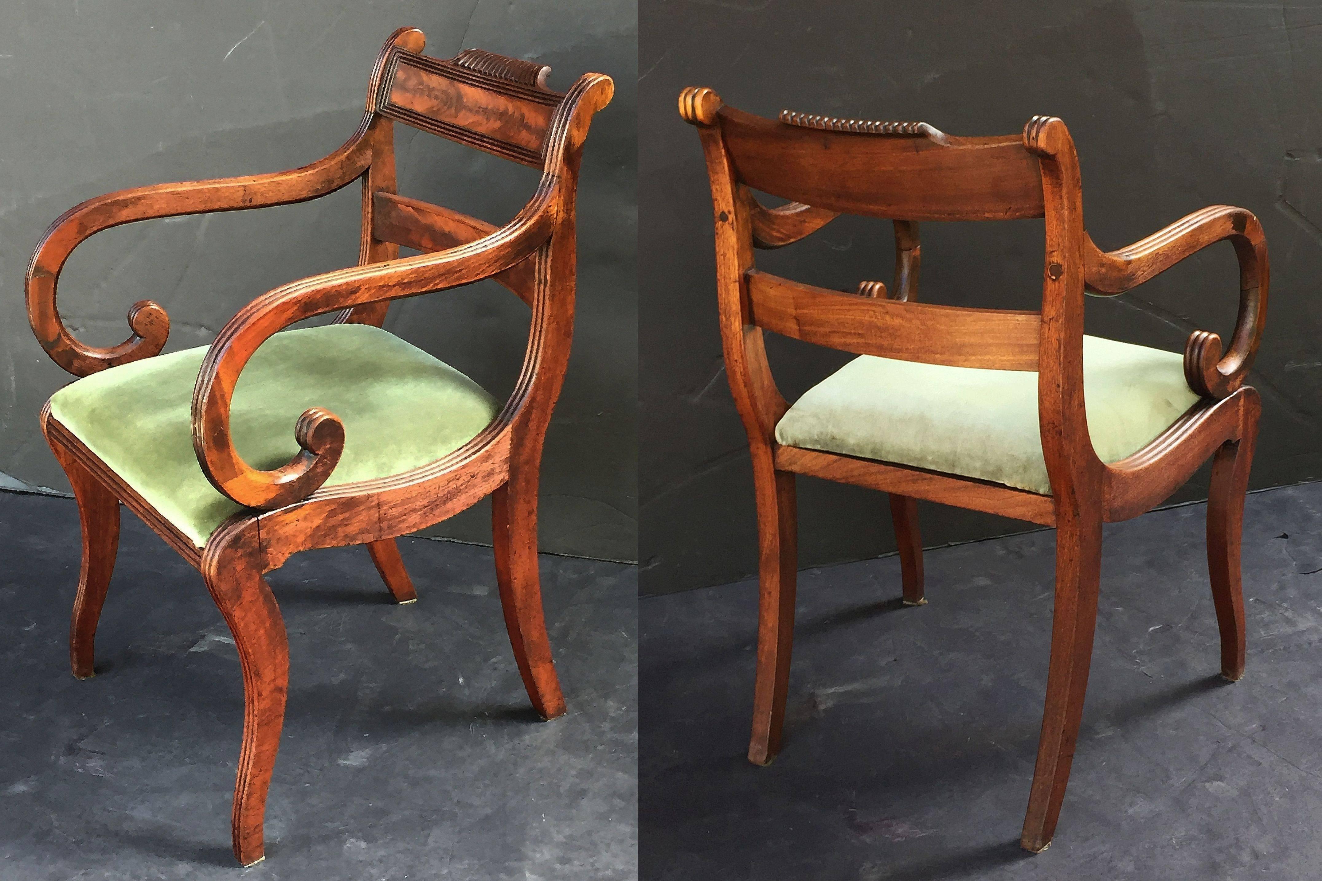Wood Set of Scottish Regency Dining Chairs of Mahogany, Two Arms and Six Side Chairs