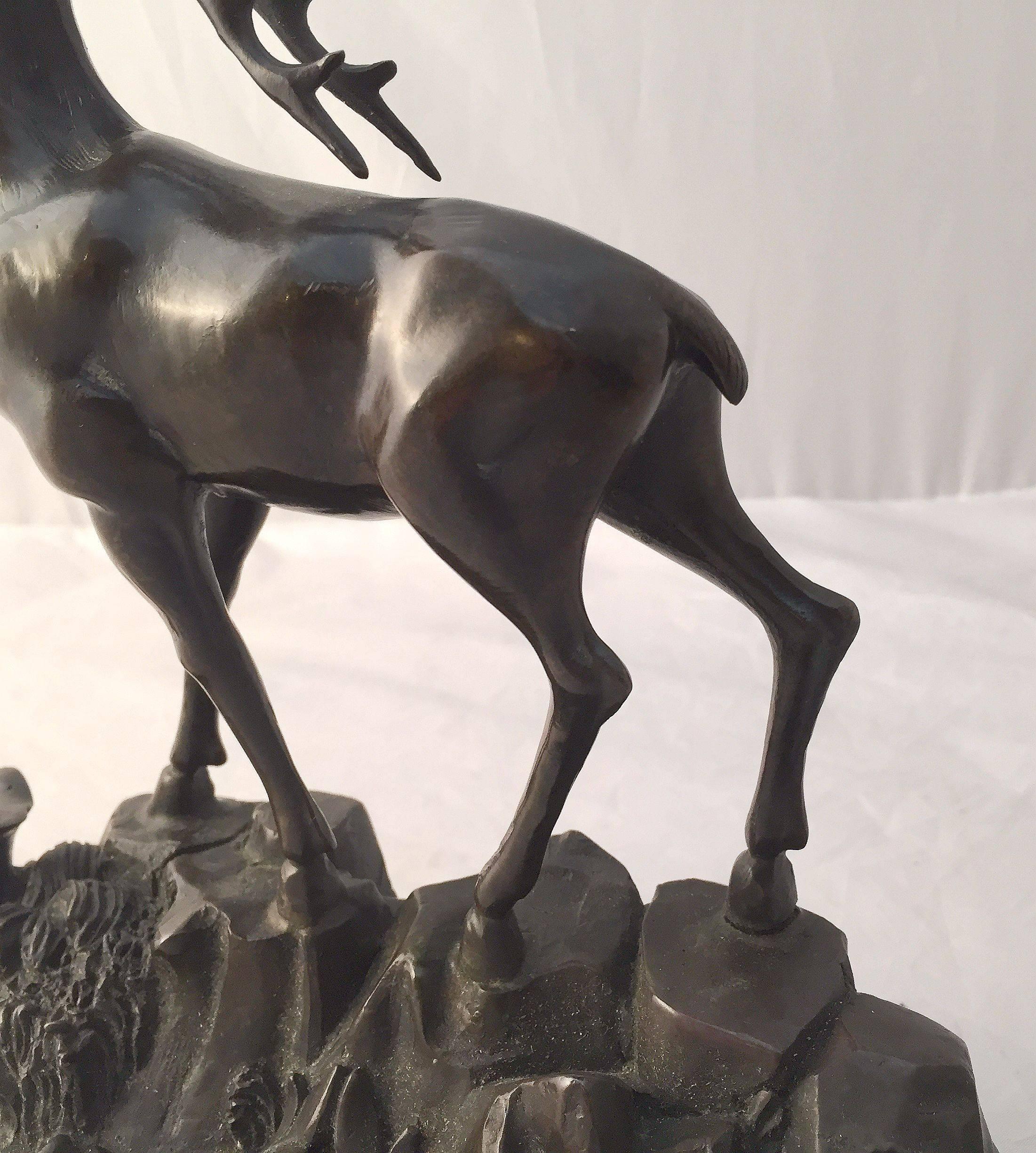 Statue de cerf en bronze français en vente 2