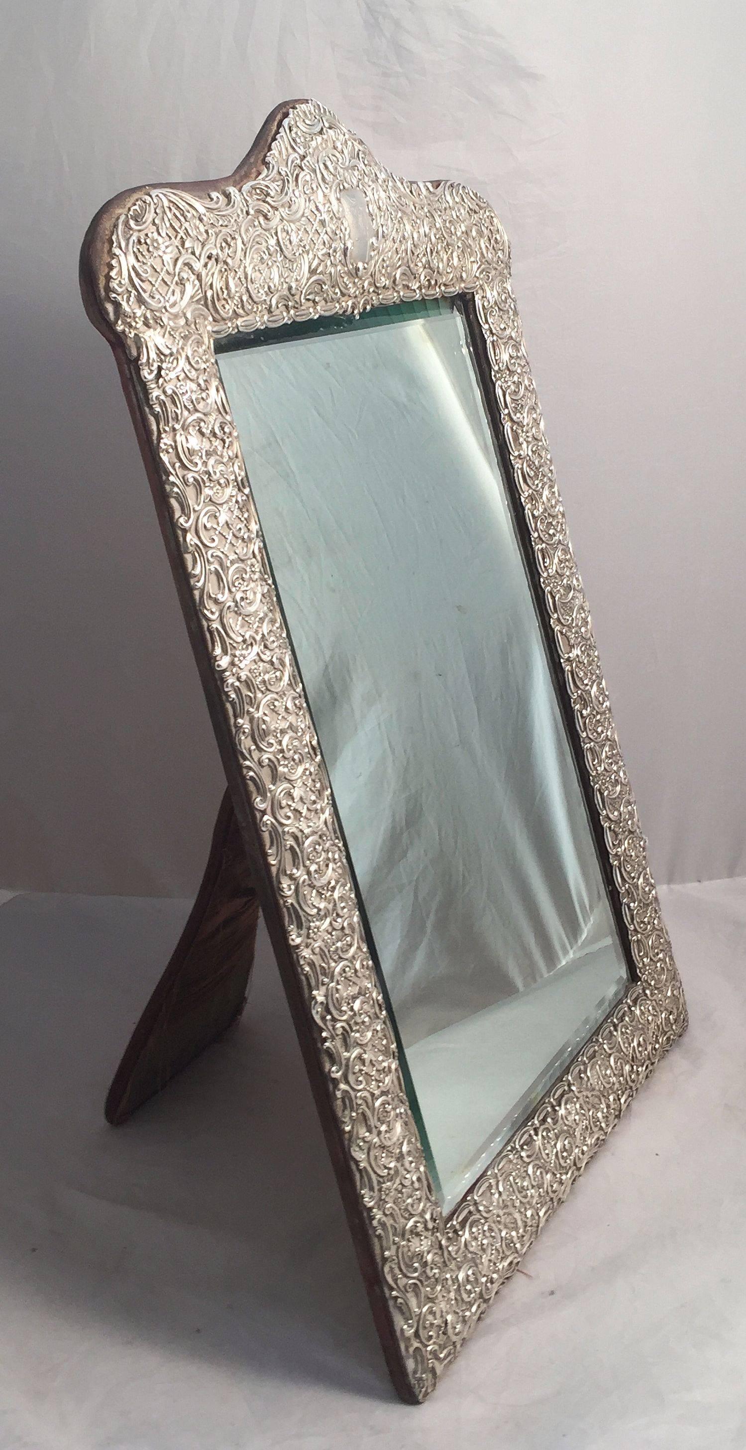 English Vanity or Table Mirror of Sterling Silver, circa 1898 In Excellent Condition In Austin, TX