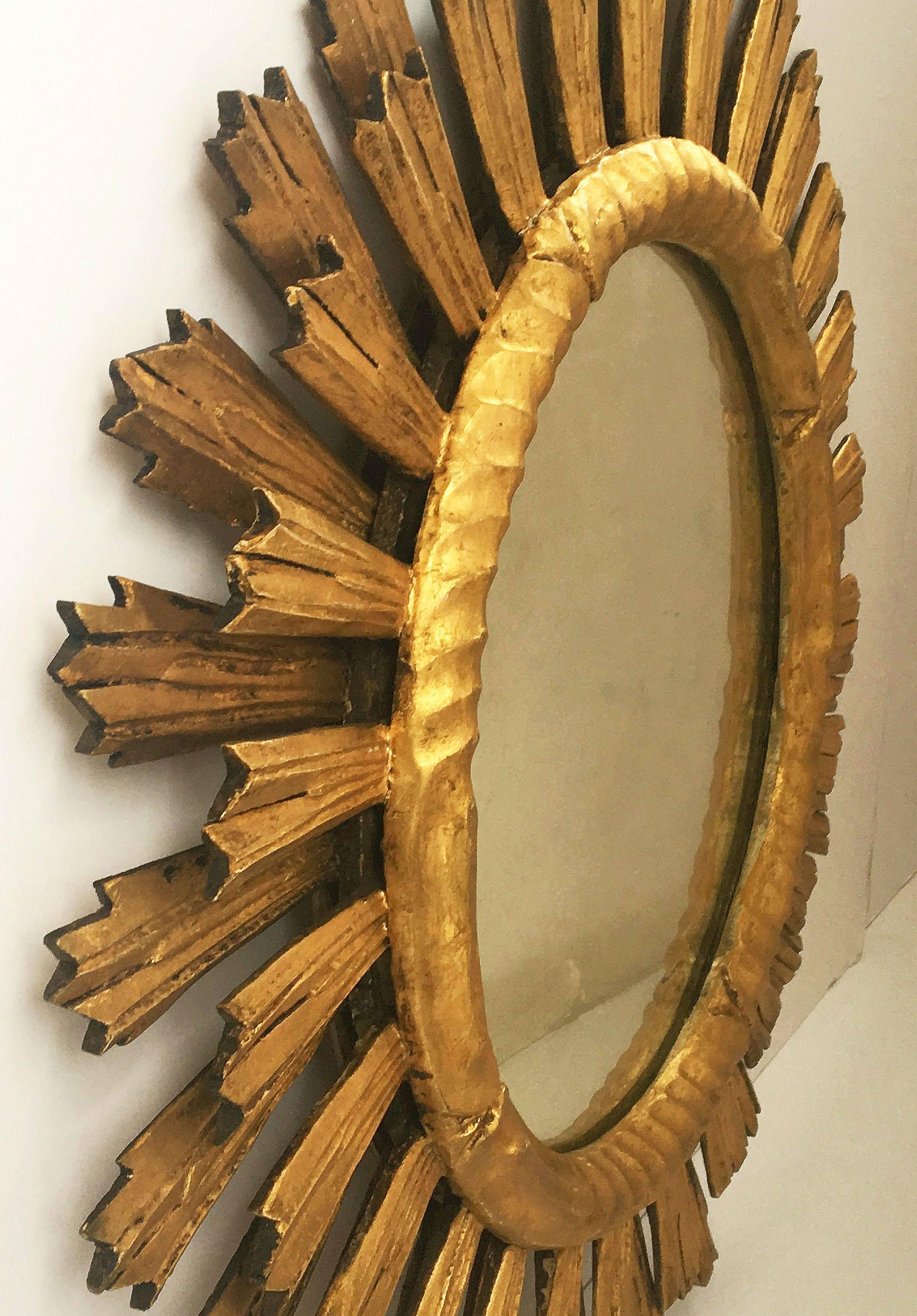 French Gilt Sunburst or Starburst Mirror (Diameter 29) 4