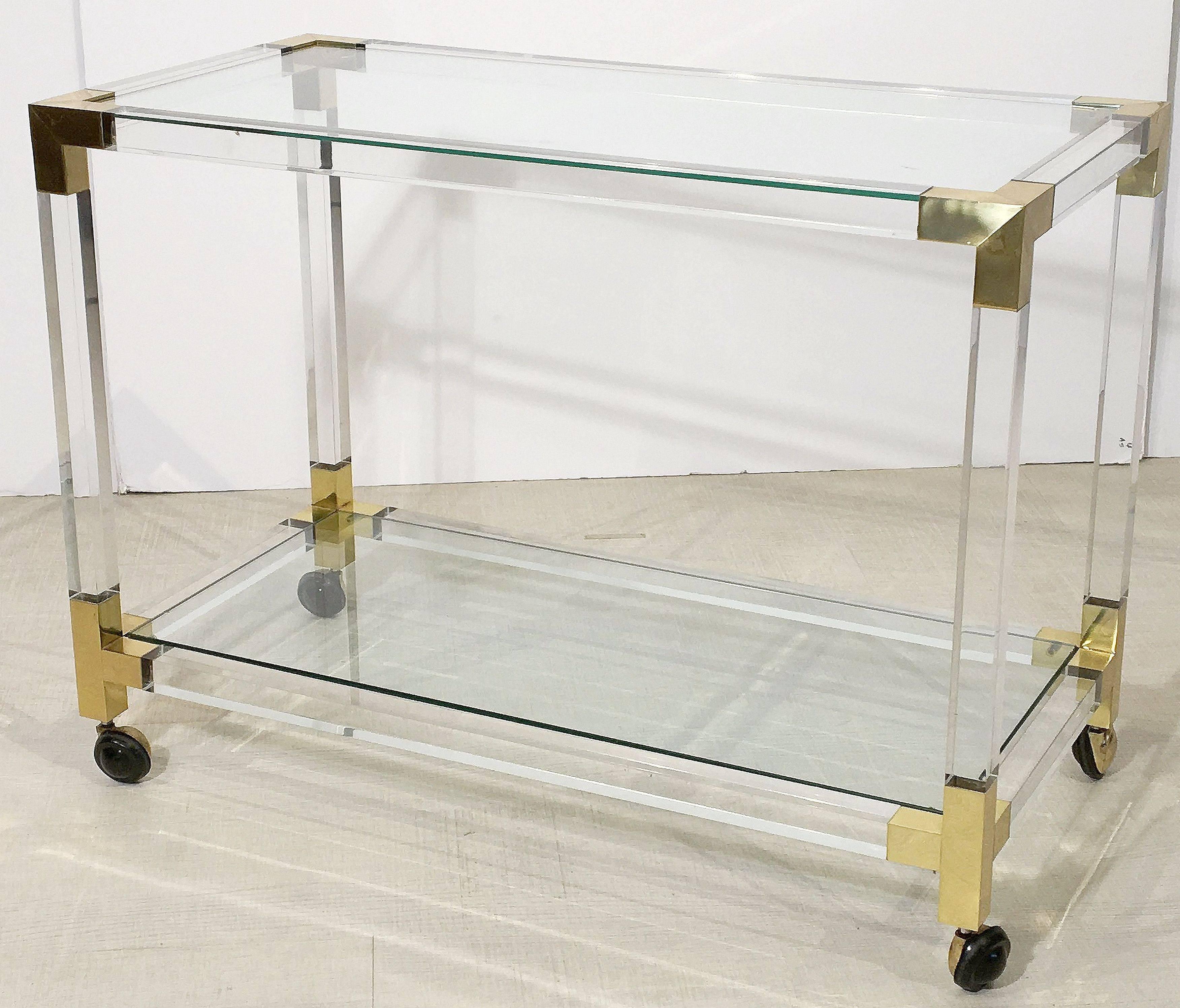 French Drinks Cart Trolley or Bar Cart of Lucite, Brass and Glass In Good Condition In Austin, TX