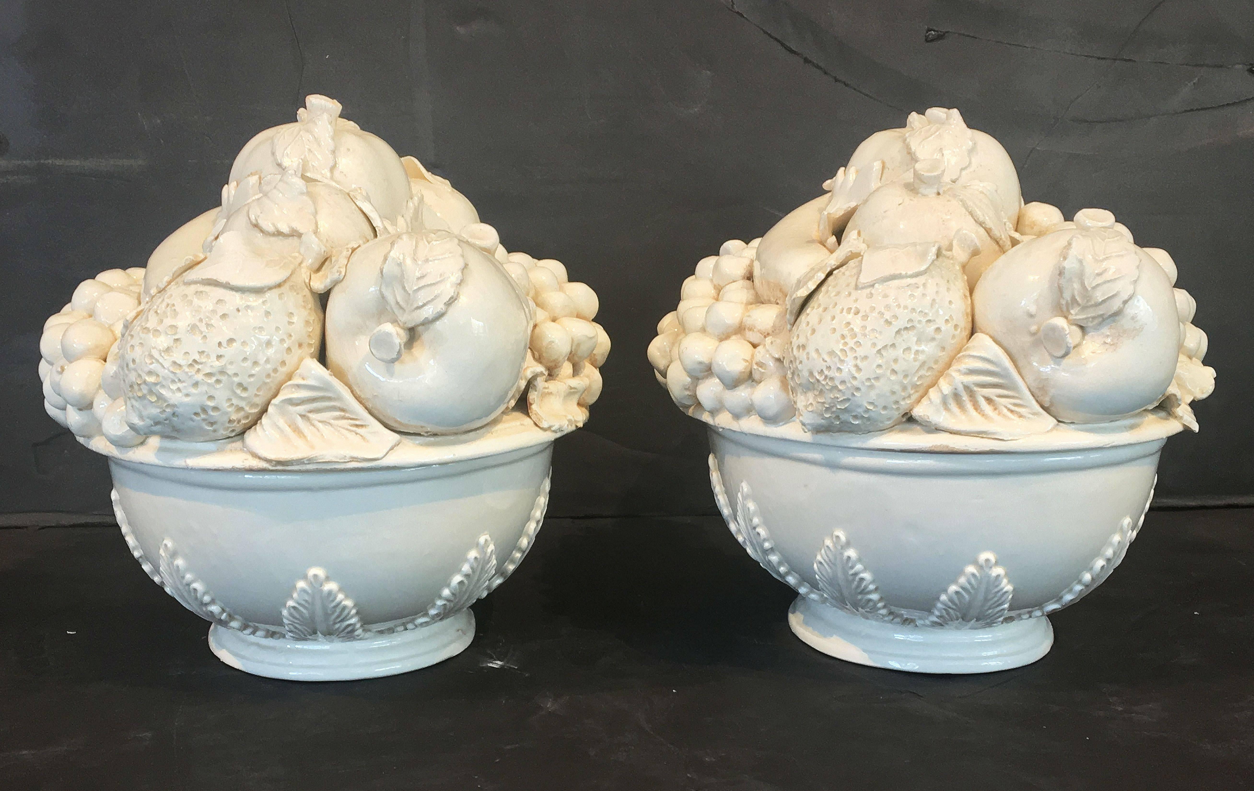 20th Century Pair of Italian Fruit Bowls with Lids