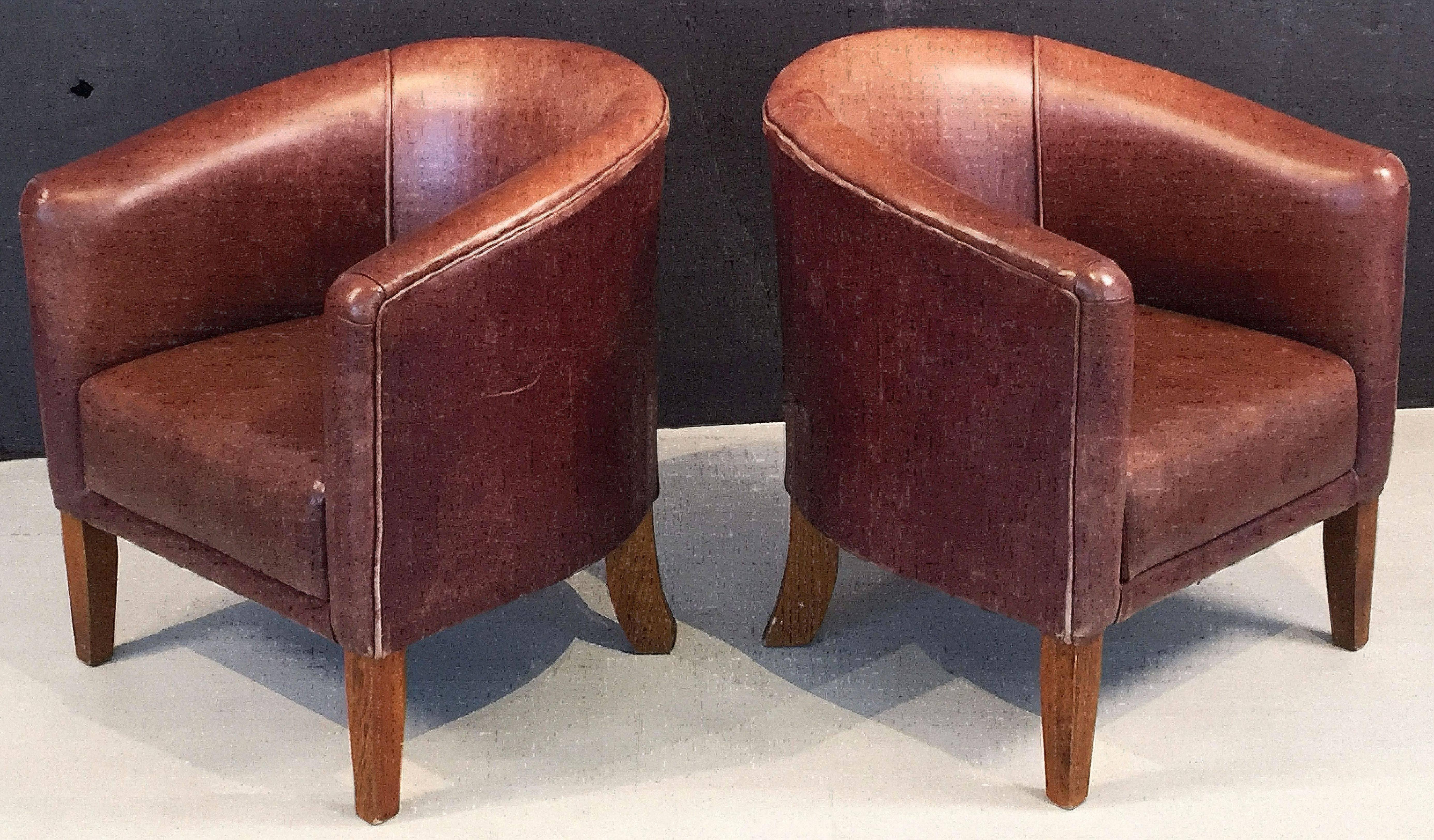 Pair of Italian Leather Lounge Chairs In Excellent Condition In Austin, TX