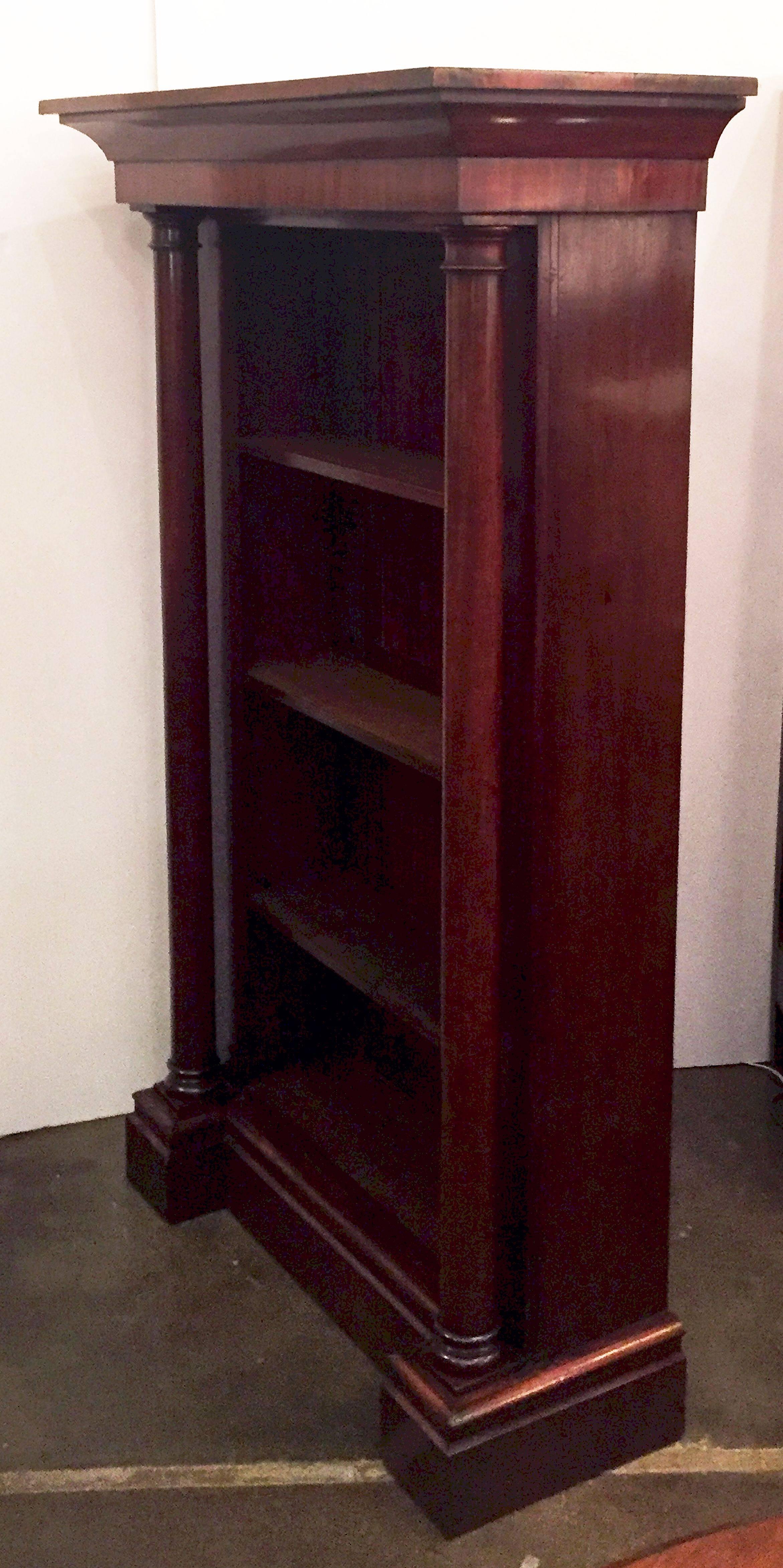 Large English Open Bookcase of Mahogany with Turned Columns 1