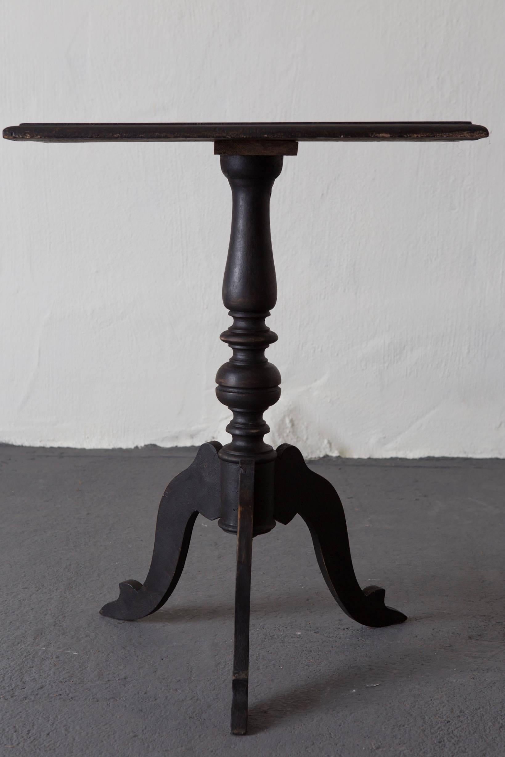 Side Table Swedish 19th Century Black Sweden. A Swedish side table made during the late 19th century in Sweden. Rectangular top. Painted in our 