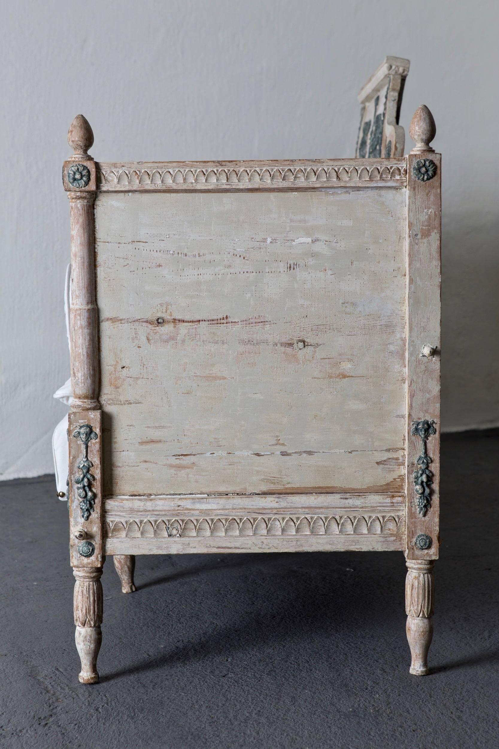 18th Century and Earlier Sofa Bench Swedish Neoclassical 19th Century Original Paint, Sweden