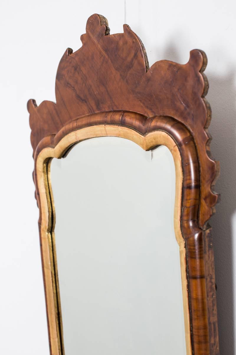 Mirror 18th Century Queen Anne England  In Good Condition In New York, NY