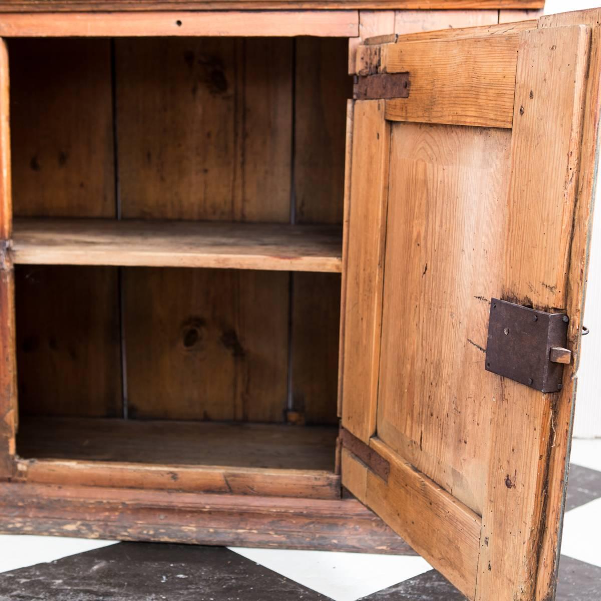 Cabinet 19th Century Sweden In Good Condition In New York, NY
