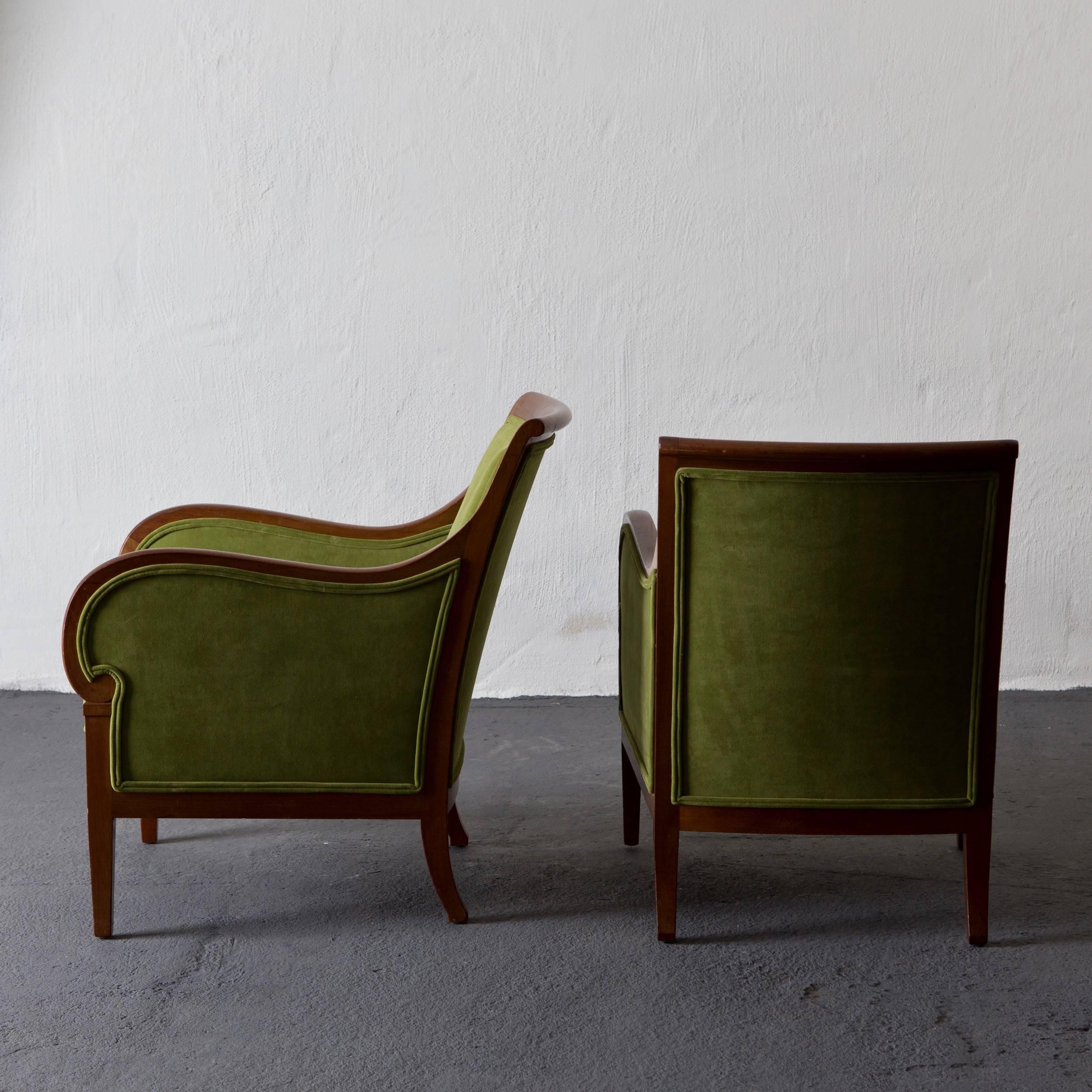 Chairs Pair Swedish 20th Lounge Chairs Century Mahogany Green Velvet Sweden. Pair of club chairs made during the early 20th century in Sweden. Frame made from mahogany, upholstered in a mid green cotton velvet.