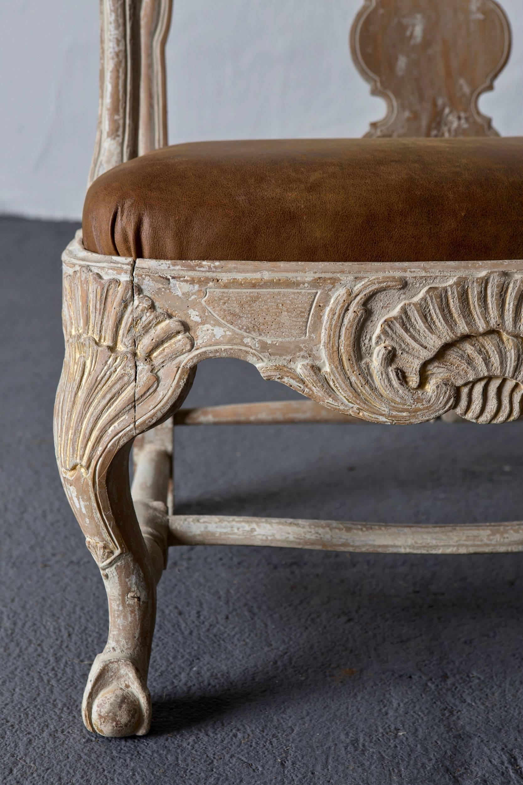 Sofa Bench Swedish Rococo Original Light Paint 1750-1775, Sweden In Good Condition In New York, NY