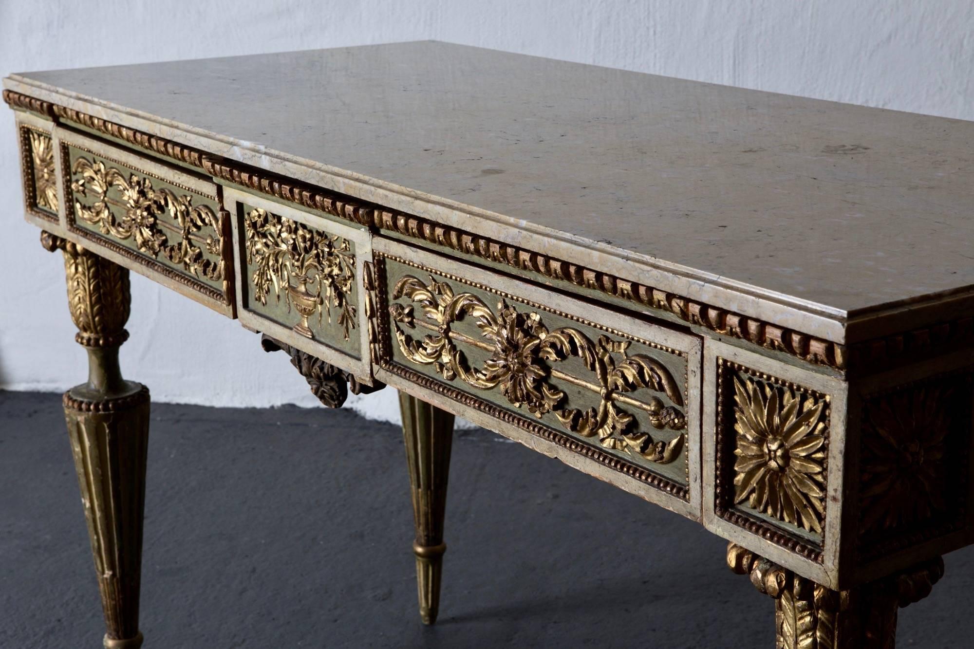 Console Table Italian Large Neoclassical Green Gilded 18th Century, Italy For Sale 4