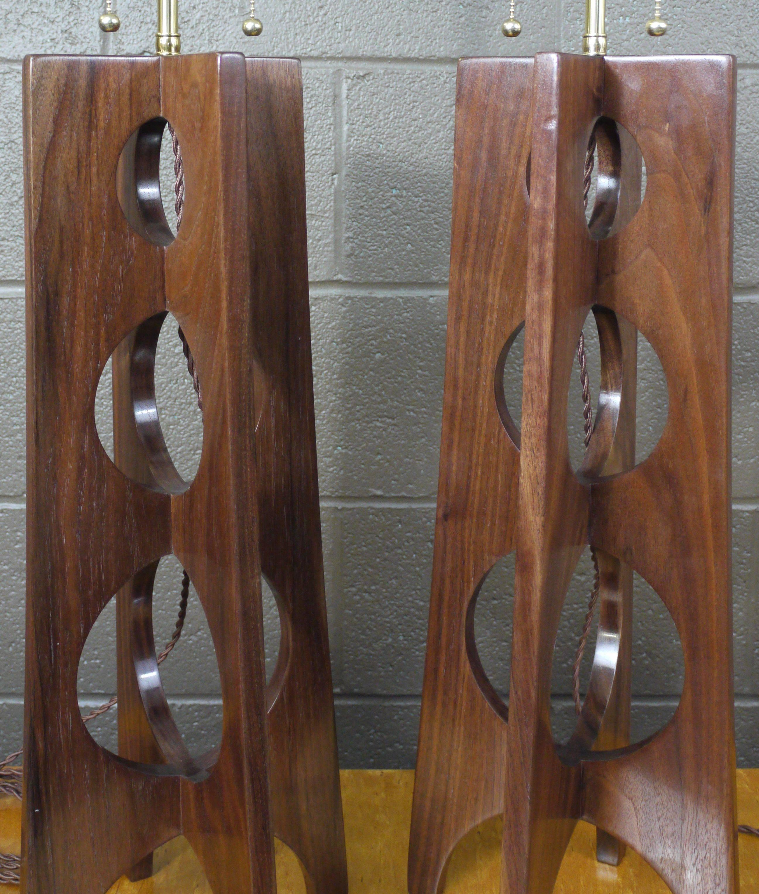 Pair of Studio Made Walnut Lamps with Circle Details In Excellent Condition For Sale In Kilmarnock, VA