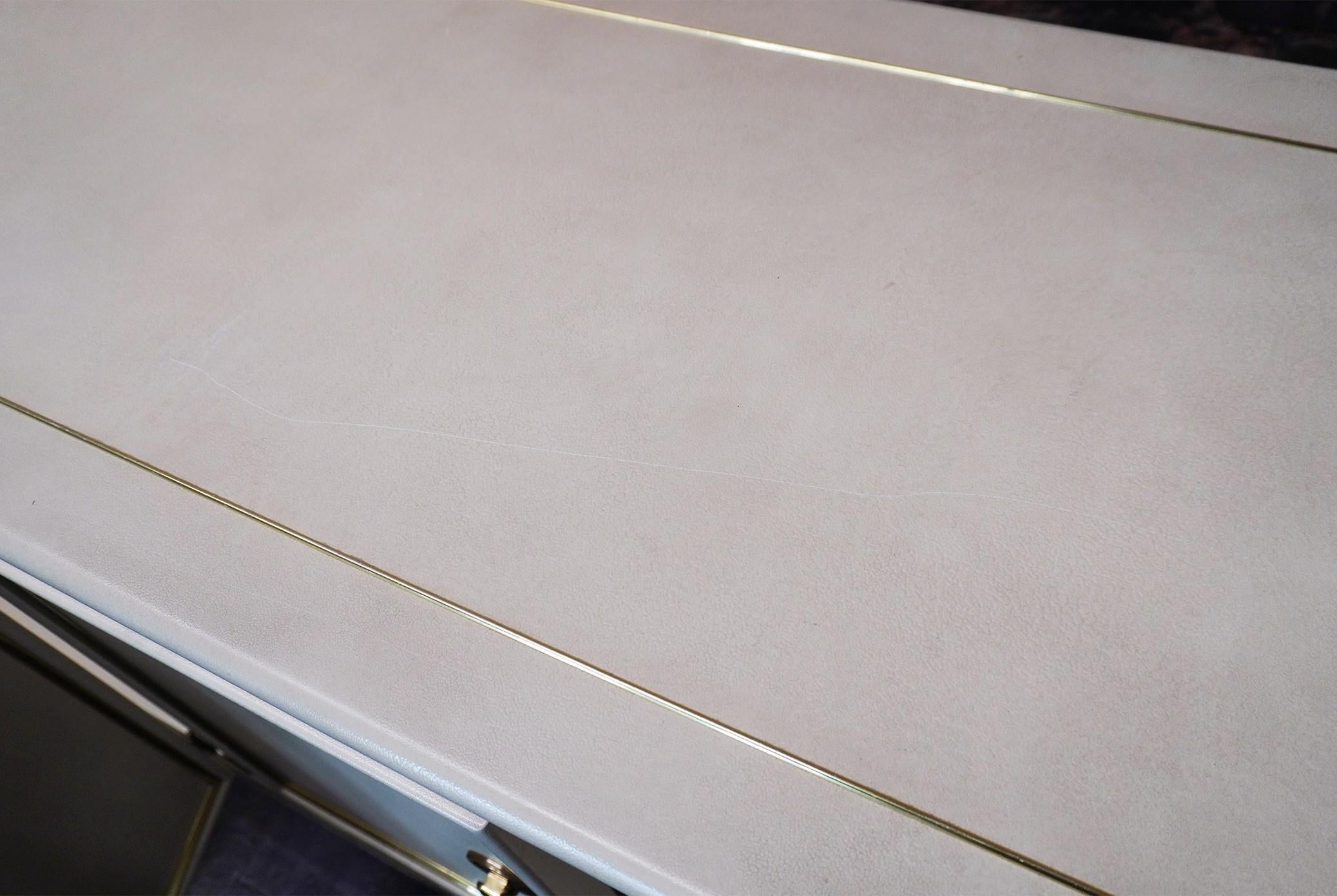 Mid-Century Faux Leather and Brass Buffet Attributed to Mastercraft For Sale 5