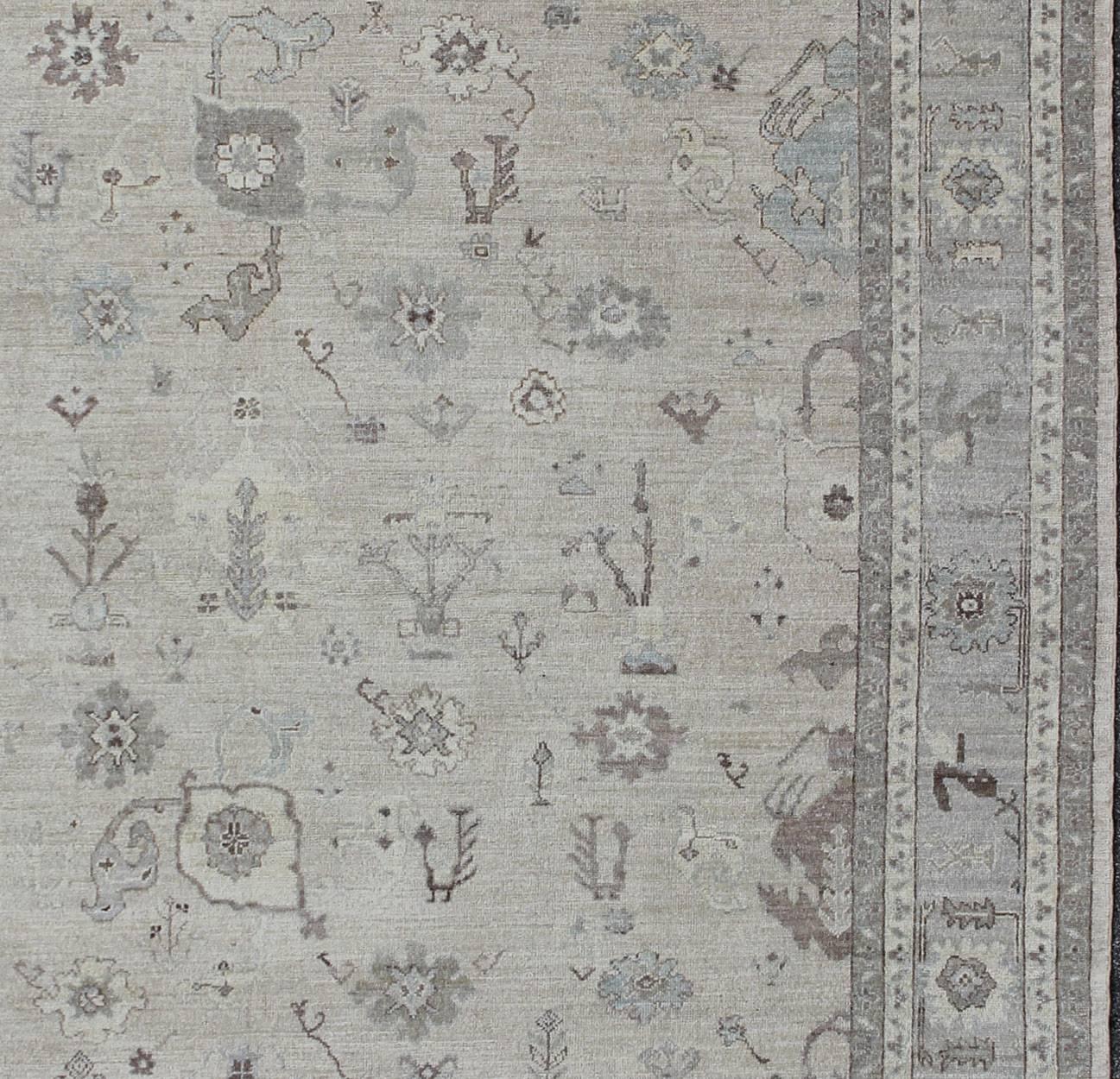 Hand-Knotted Large Turkish Oushak Rug with Floral Bouquet Motifs in Gray, Taupe & Lavender For Sale