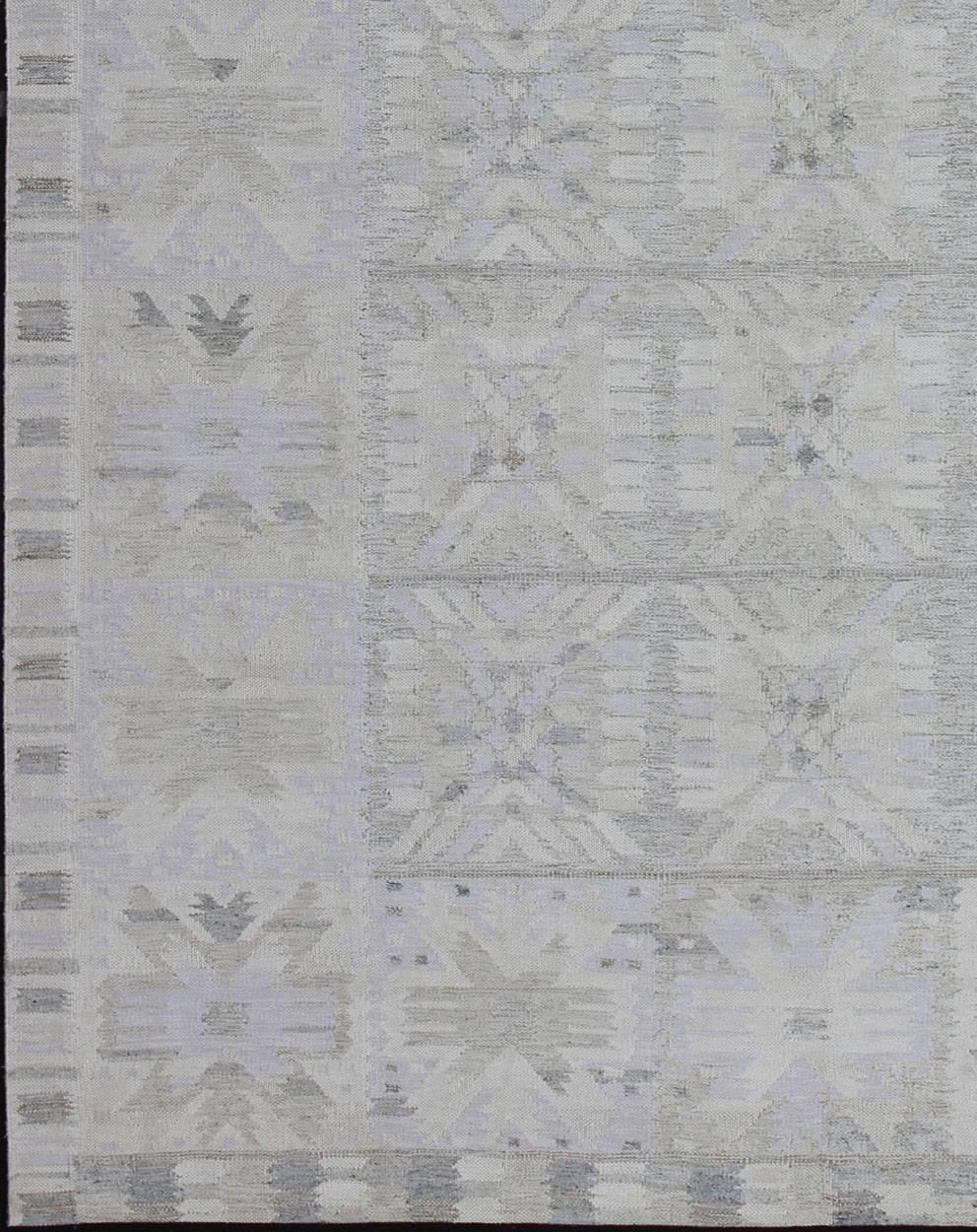 Großer Flachgewebter Teppich in Pastelltönen, skandinavisches/schwedisches geometrisches Design (Handgewebt) im Angebot