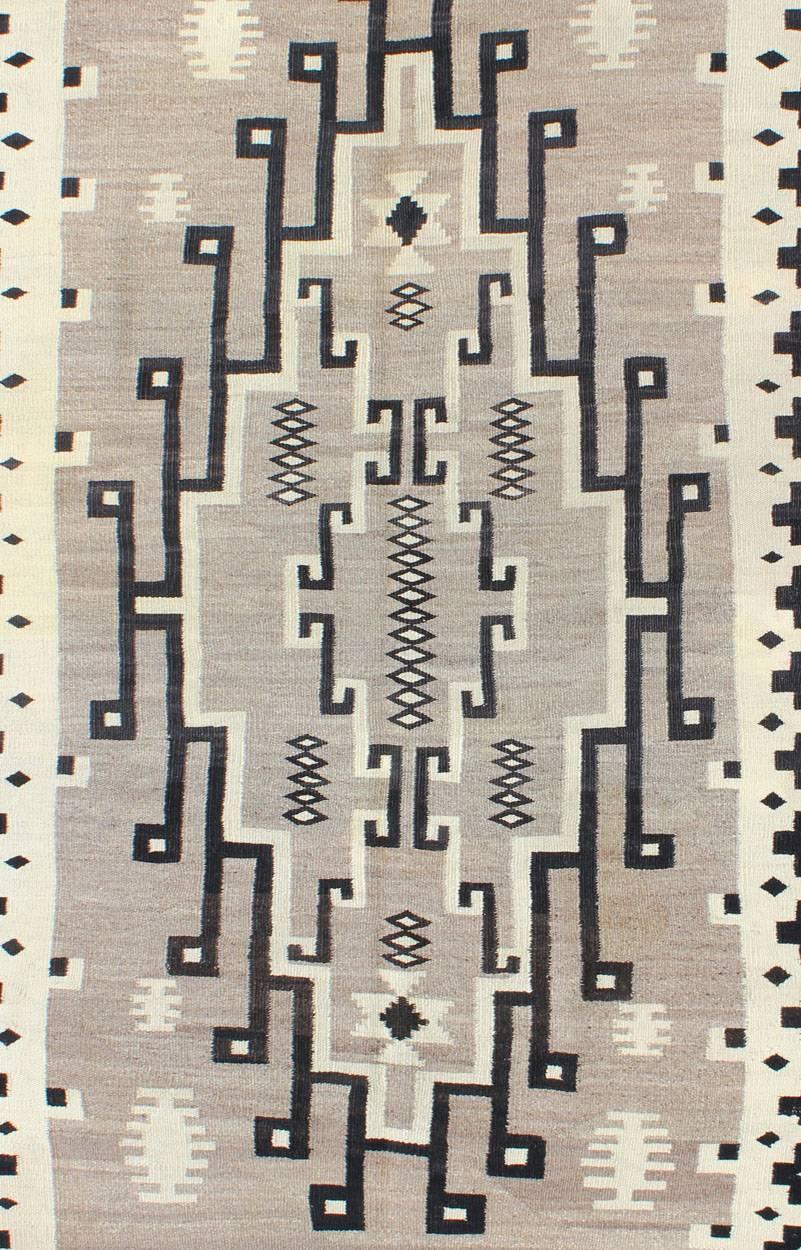 Hand-Woven American Navajo Rug with Medallion Design with Greys, Creams, Ivory and Charcoal For Sale