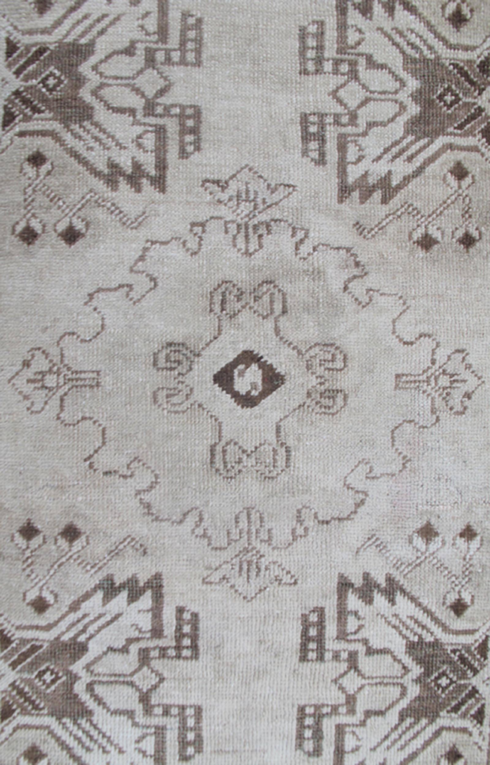 Hand-Knotted Muted Turkish Oushak Rug with Classic Oushak Design and Soft Colors
