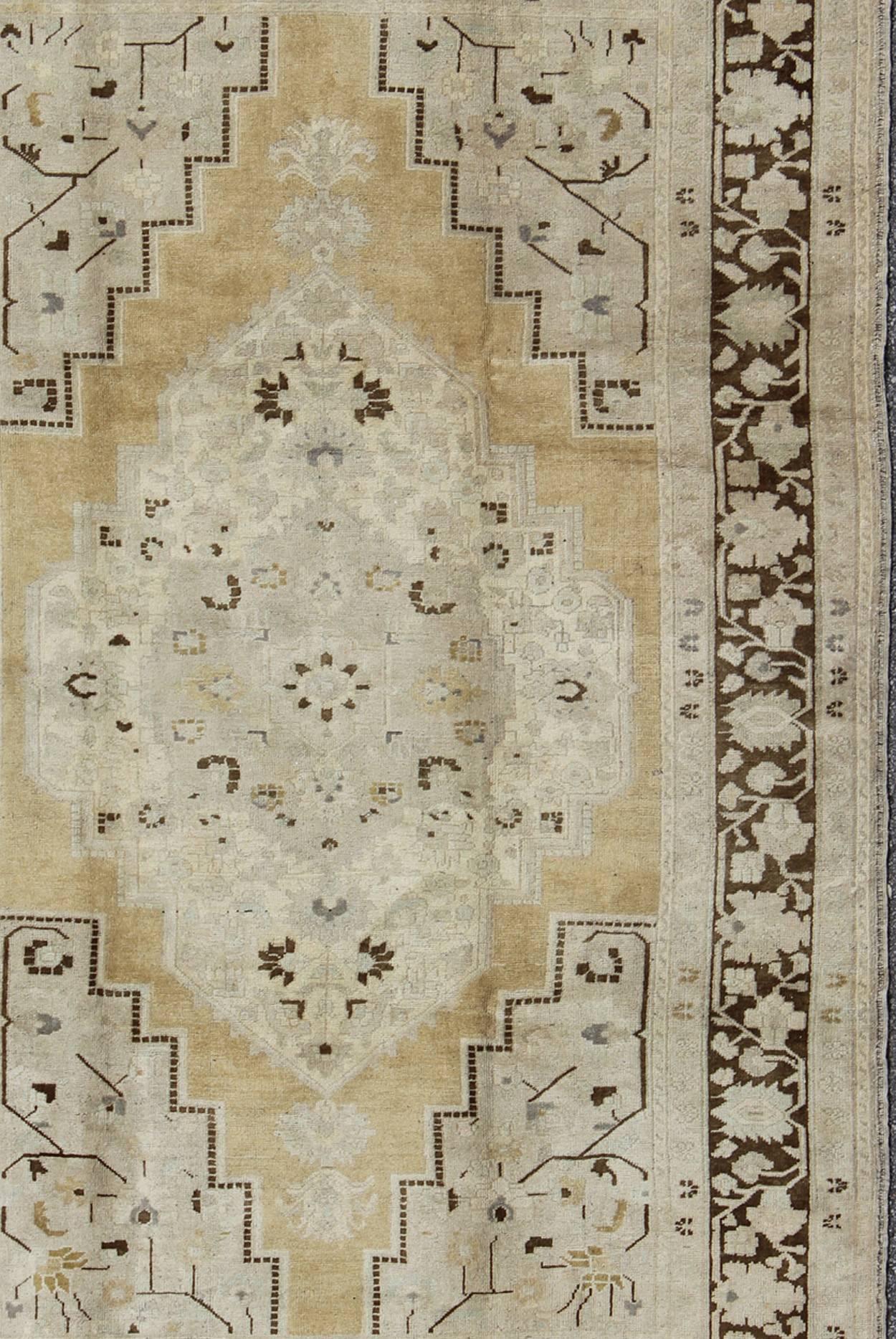 Mid-20th Century Turkish Oushak Rug in Pale Yellow, Taupe and Brown Border For Sale