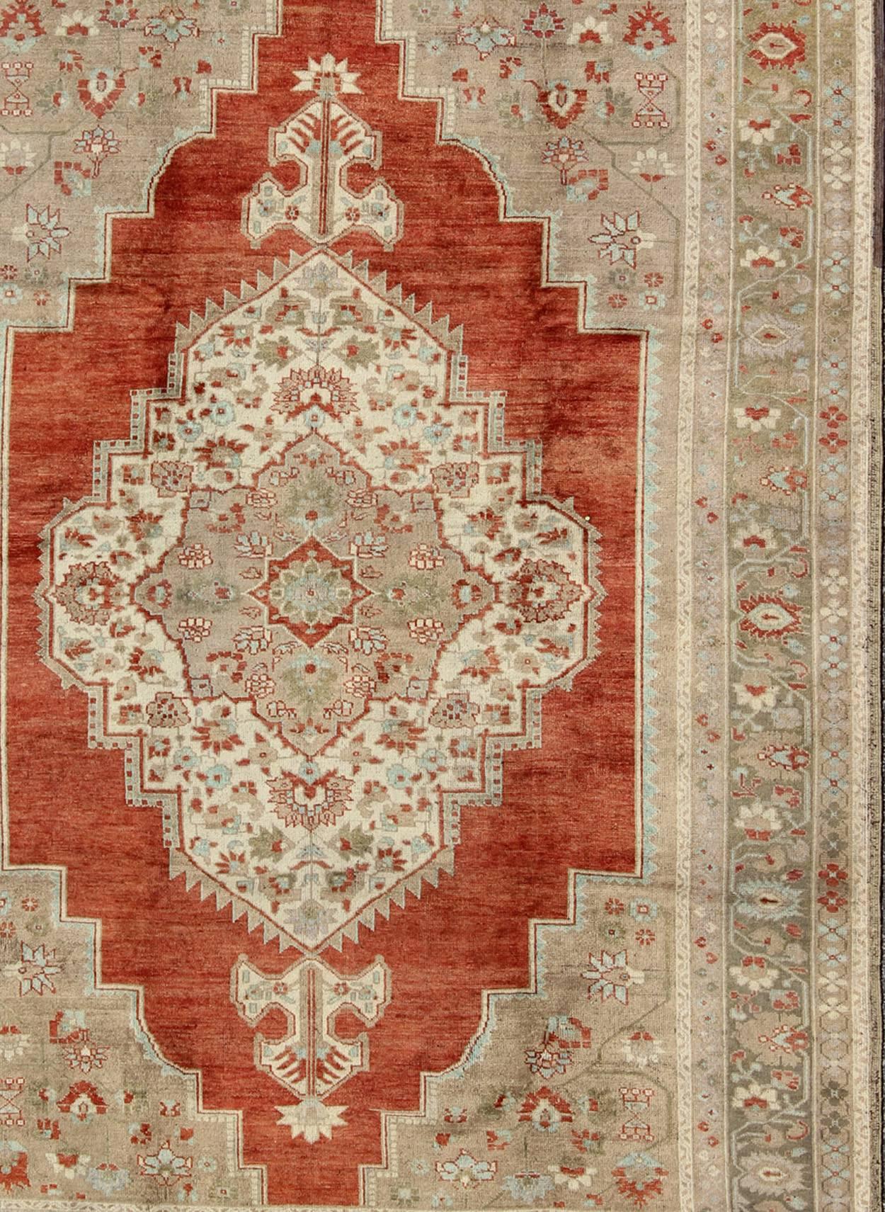 20th Century Turkish Oushak Rug in Orange Red, Light Green, Warm Taupe and Cream colors For Sale