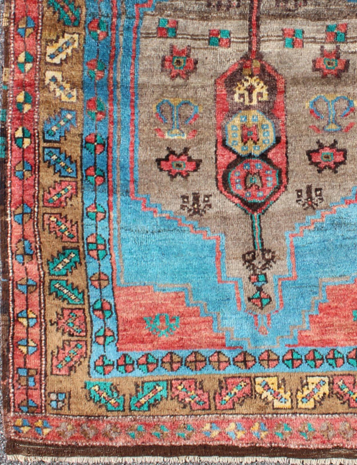 Colorful 1930's Antique Oushak Rug in Bright Colors with  geometric medallion. Keivan Woven Arts/ rug #EN-140207, Origin/Turkey, Antique Oushak. Small antique Oushak.

Measures: 3'8 x 5'4

This stunning small antique Oushak, from 1930's, Oushak,