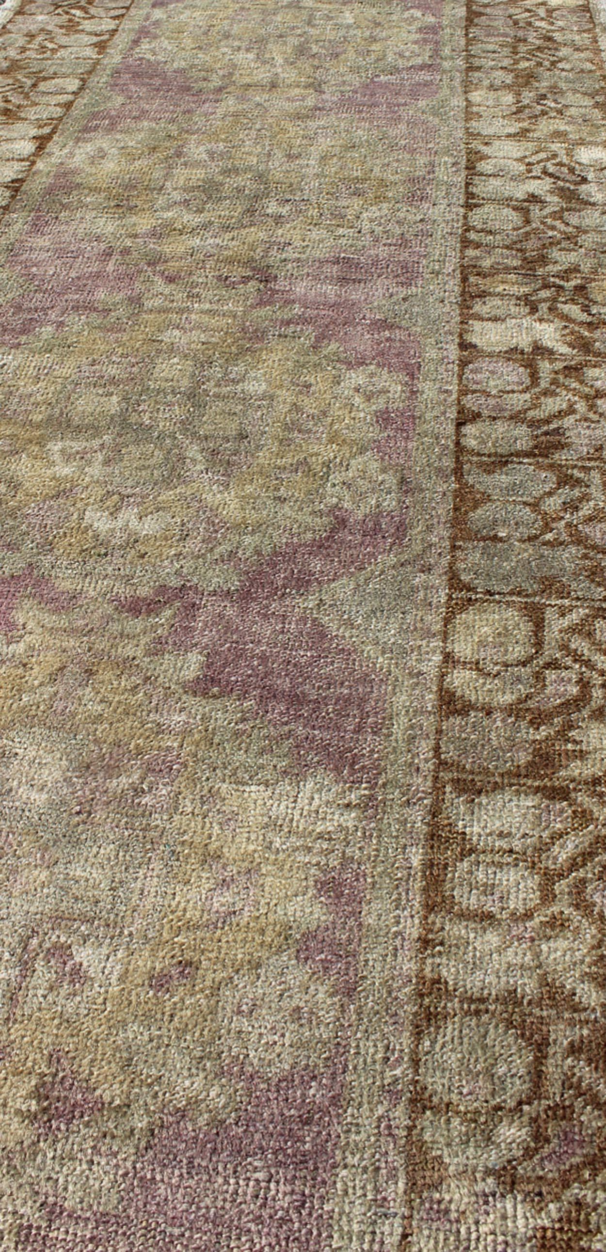 Vintage Oushak Runner in Light Purple, Lavender, Cream and Brown In Good Condition For Sale In Atlanta, GA