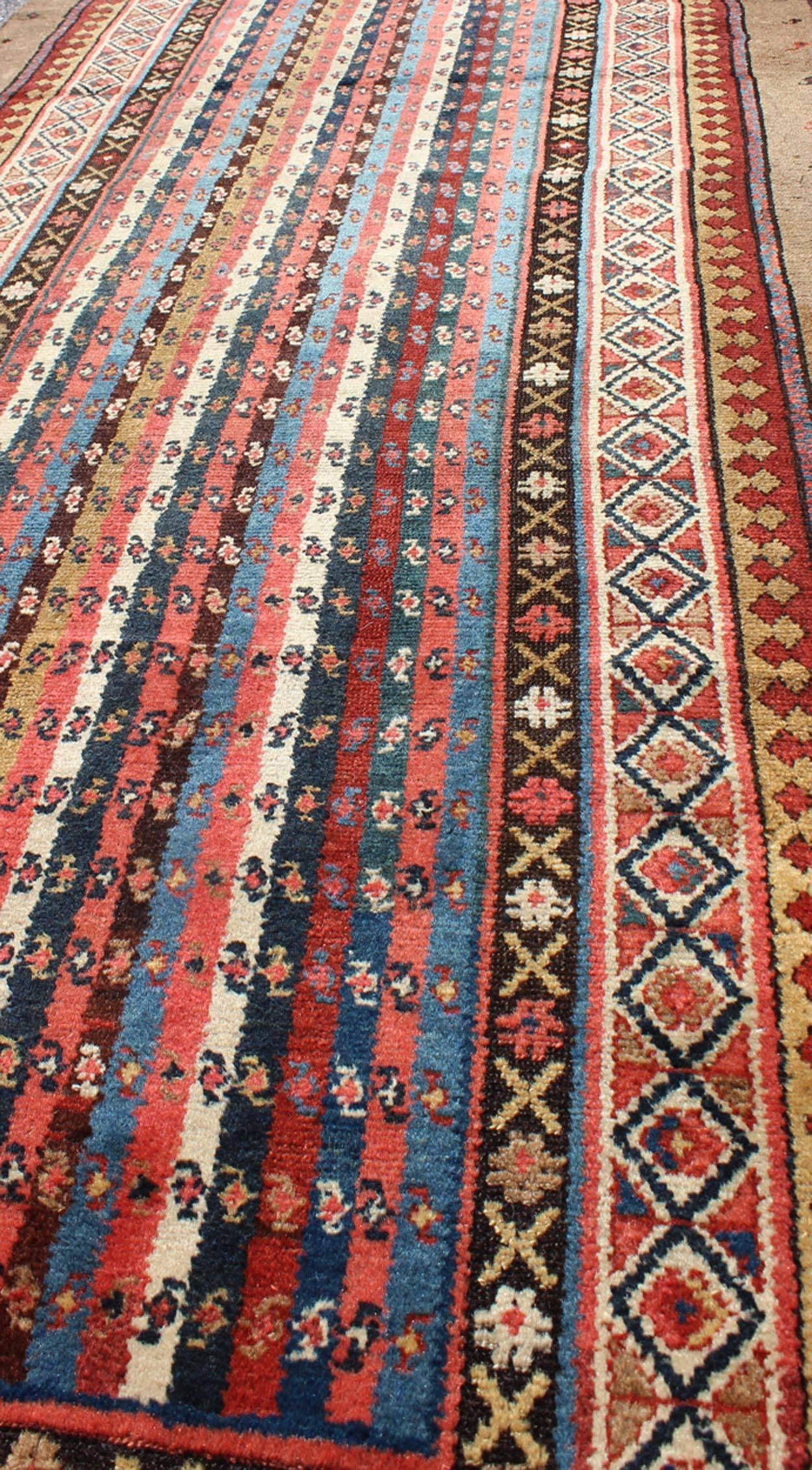 Uniquely Designed Antique Persian Camel Hair Serab Runner with Vertical Stripes In Good Condition In Atlanta, GA