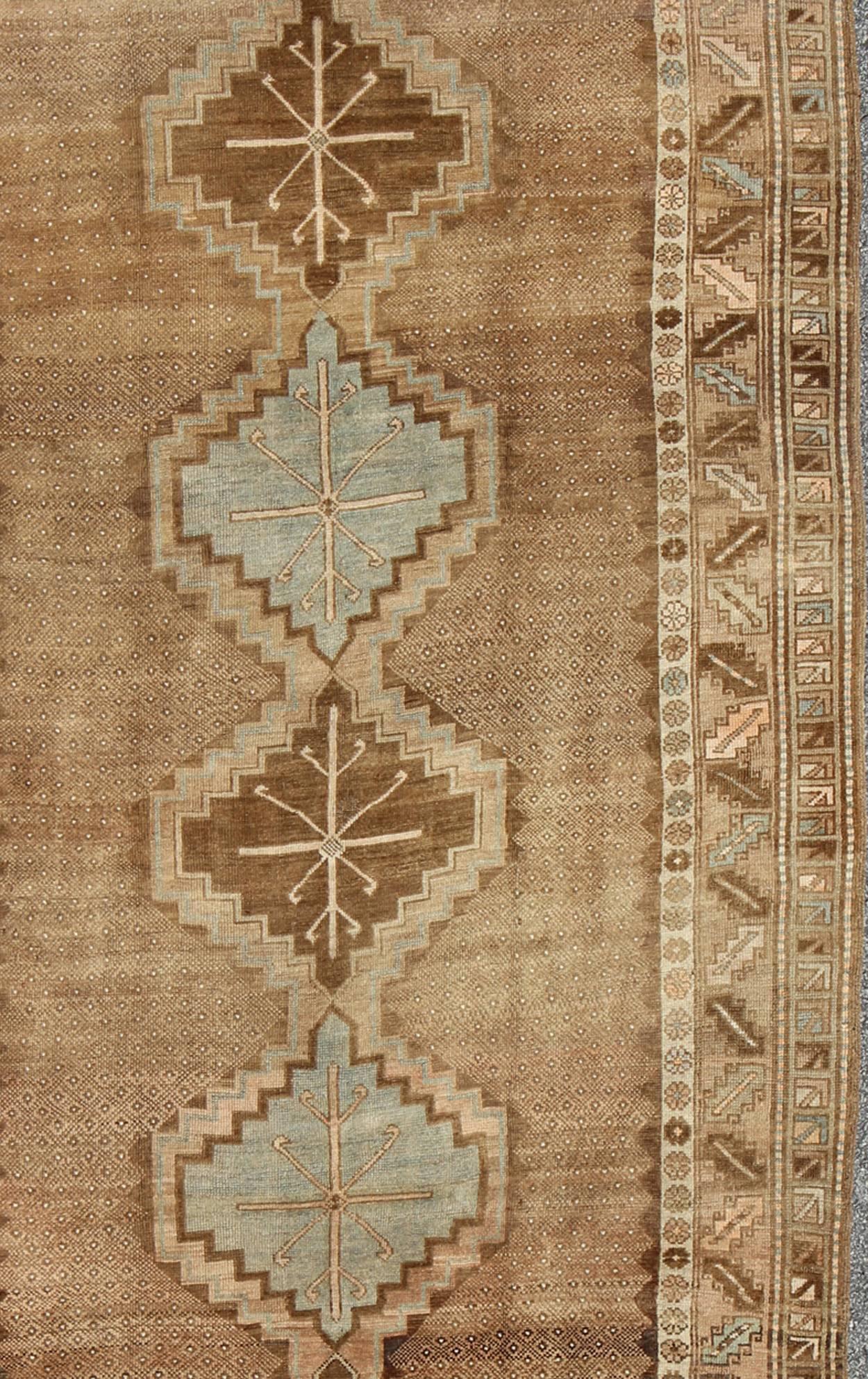 Tribal Turkish Oushak Gallery Rug in Camel with Central Design In Good Condition In Atlanta, GA