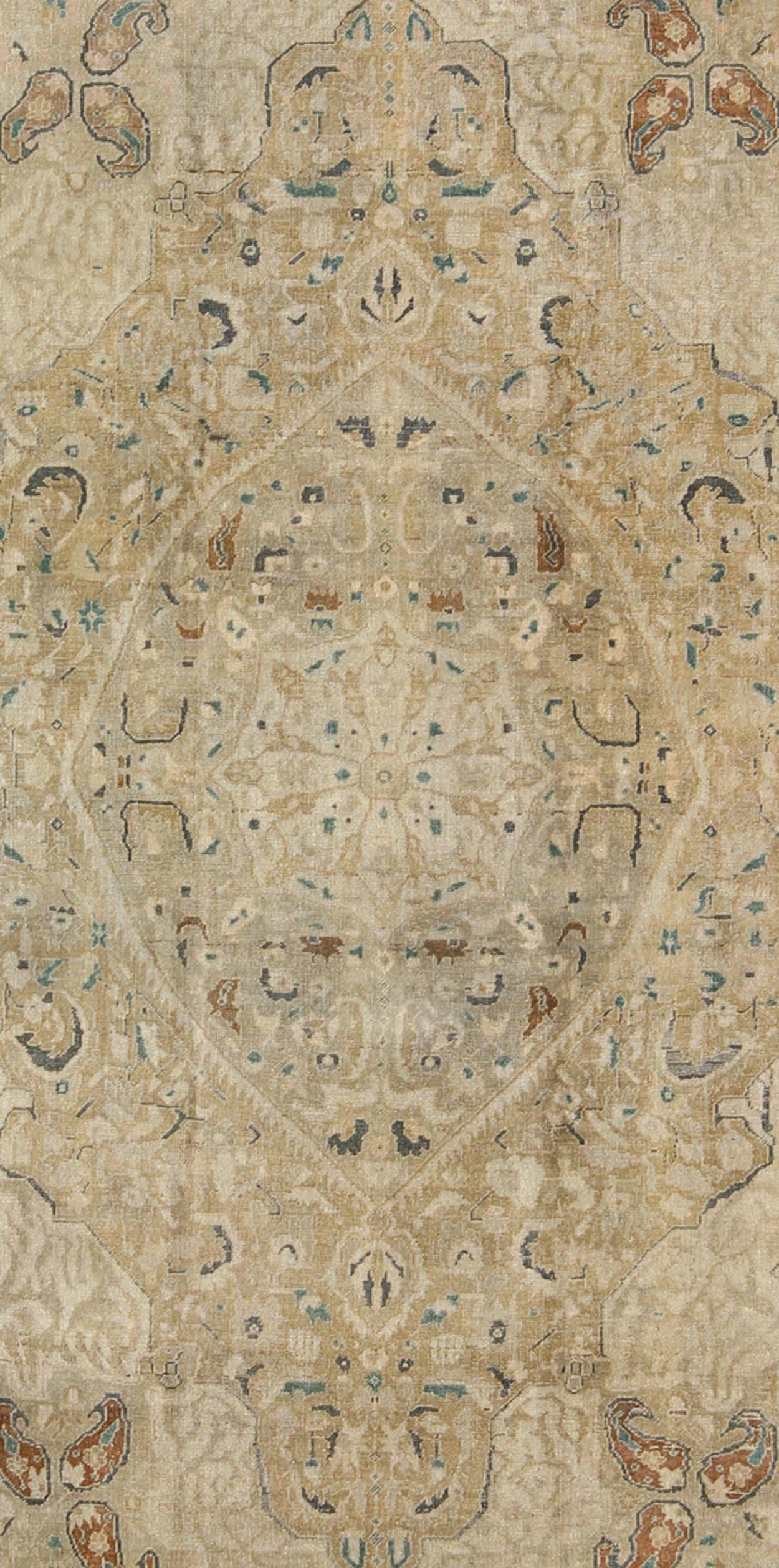 Oushak Very Fine Turkish Sivas Rug with Classic Design in Neutrals, Camel and Green For Sale