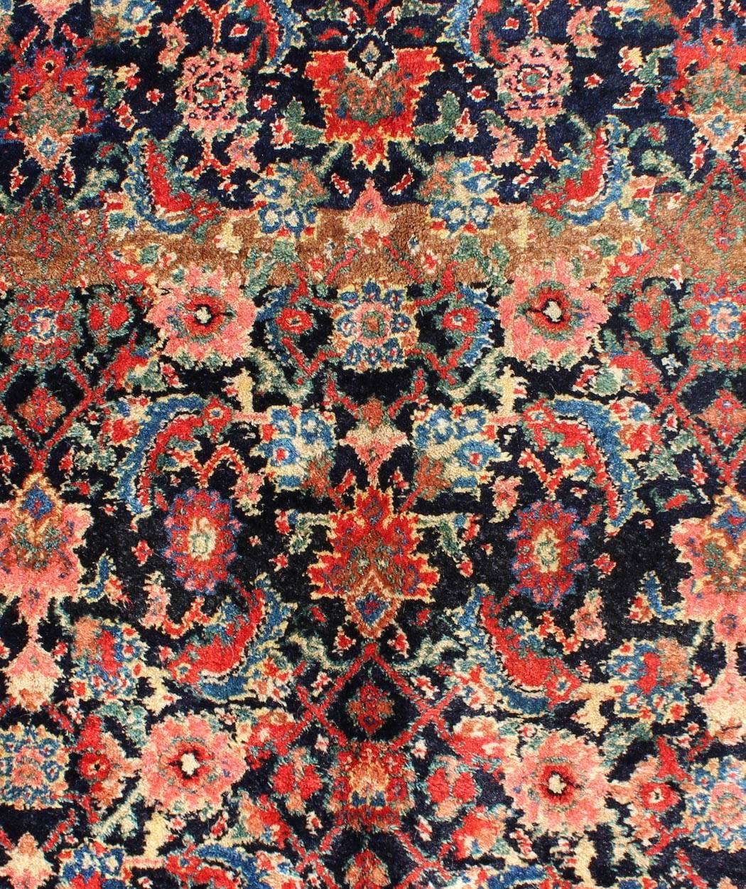 Heriz Serapi Antique Persian Gallery Bidjar Rug with Lattice-Work Design For Sale