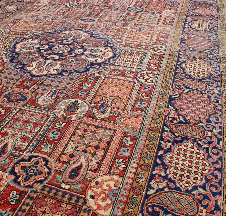 Antique Fine Kashan Persian Rug with an unusual and Unique Design For