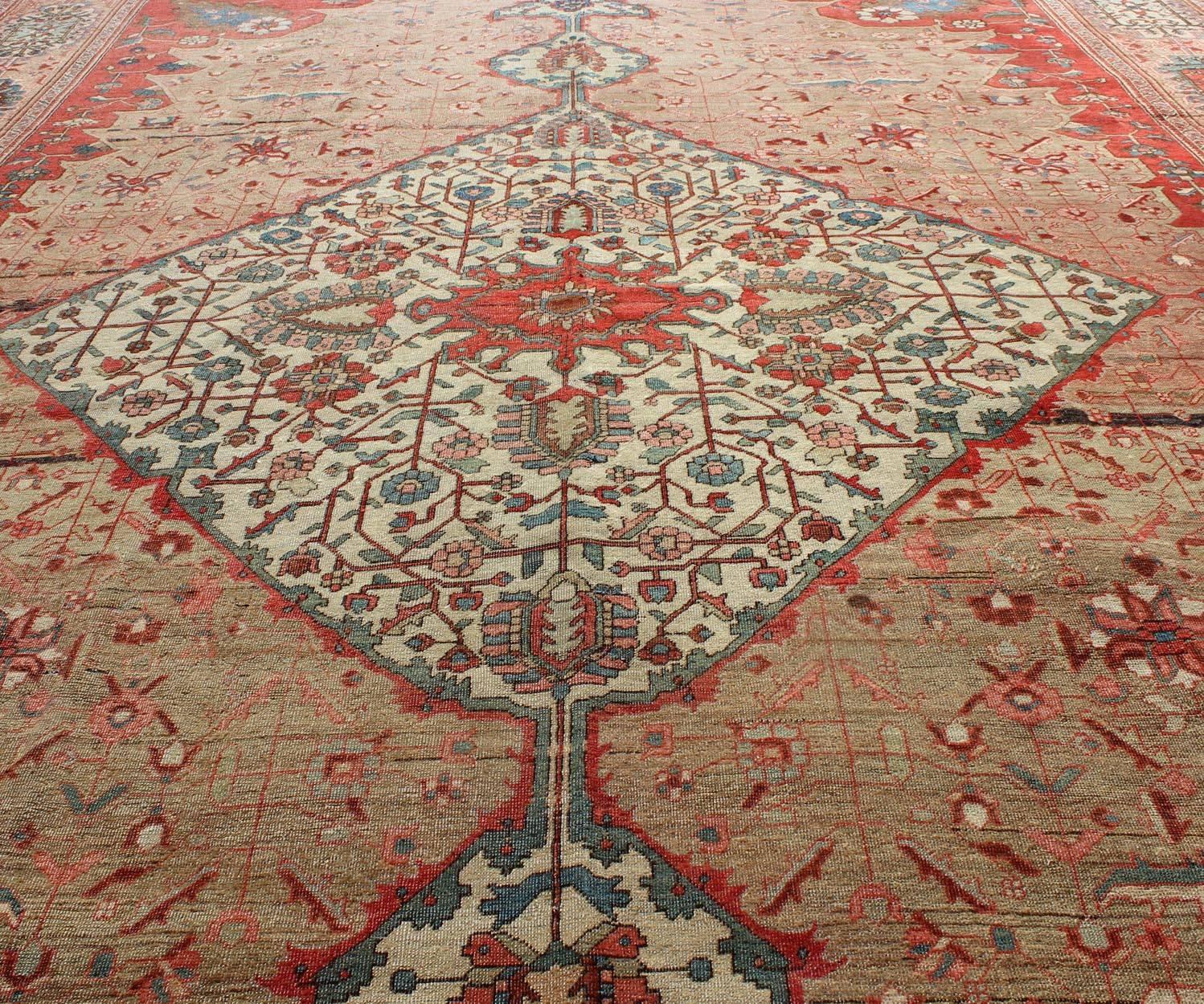 Wool  Antique Persian Feraghan Sarouk Fine Rug in variegated tones  For Sale