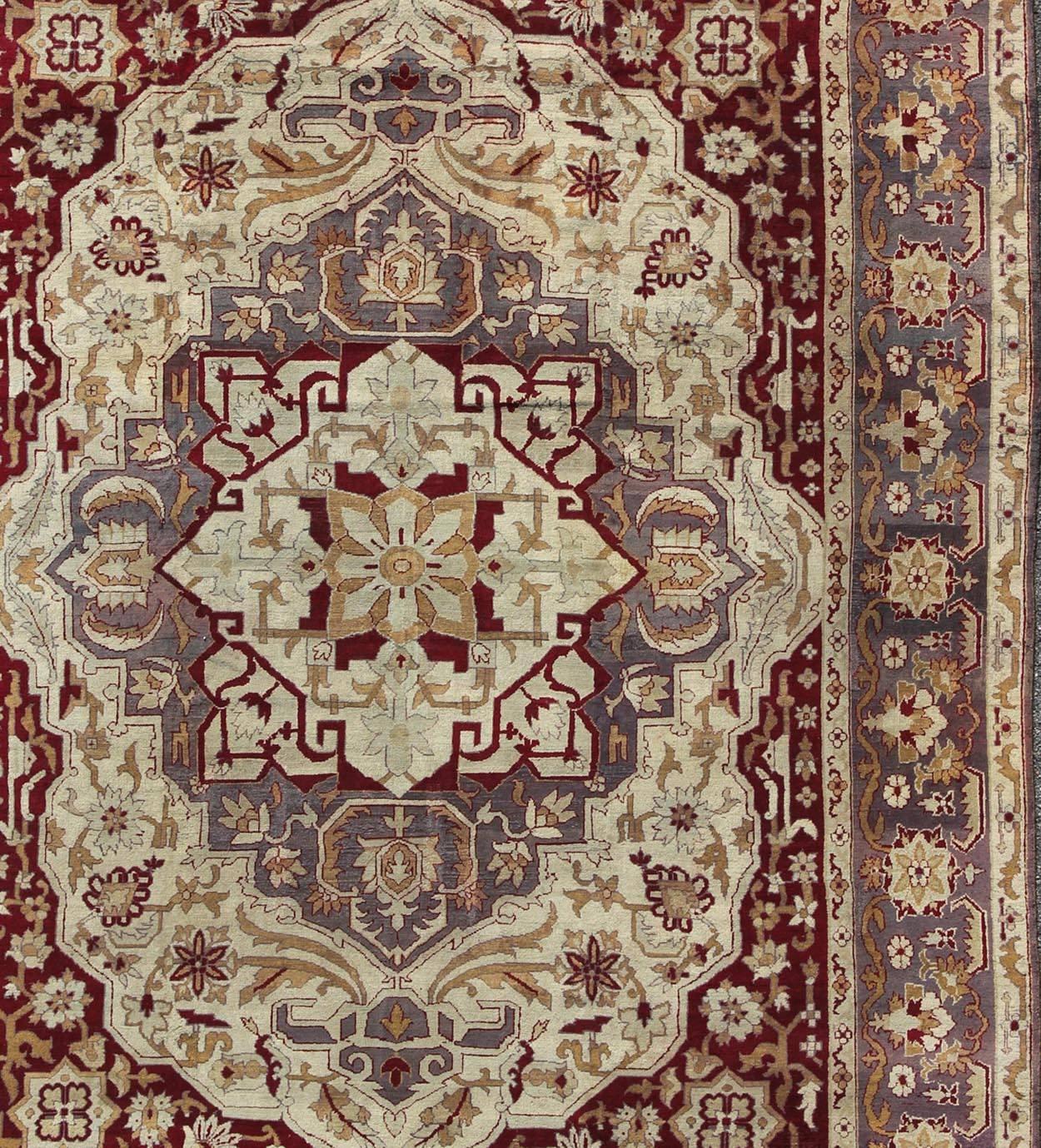 Antique 19th Century Indian Agra Carpet with a Floral Medallion Design In Good Condition For Sale In Atlanta, GA