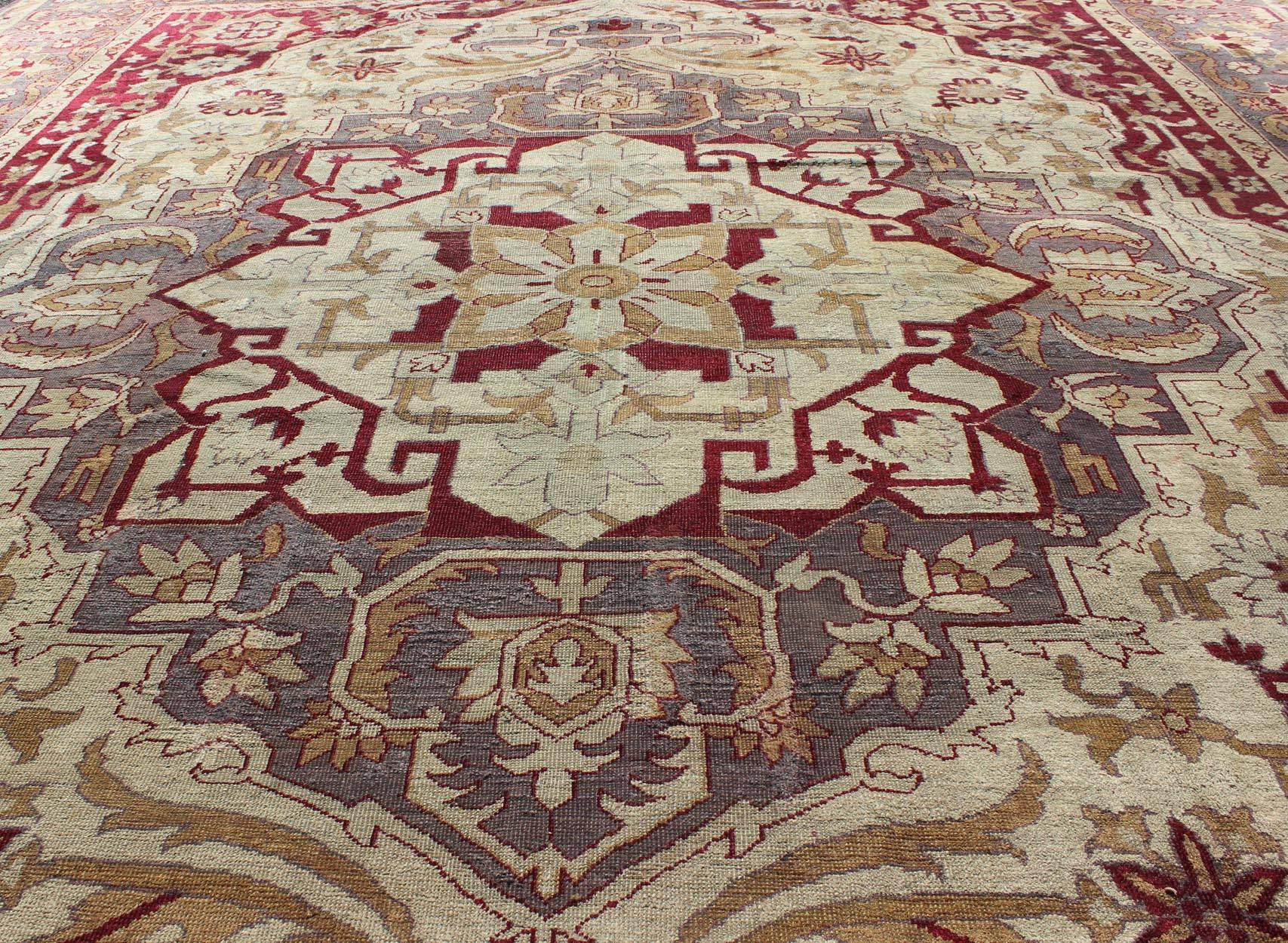 Antique 19th Century Indian Agra Carpet with a Floral Medallion Design For Sale 1